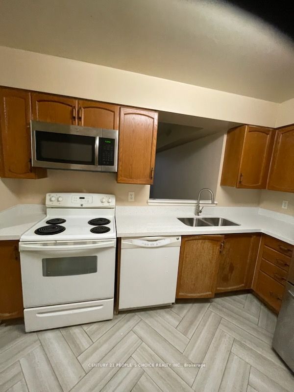 480 Mclevin Ave, #816