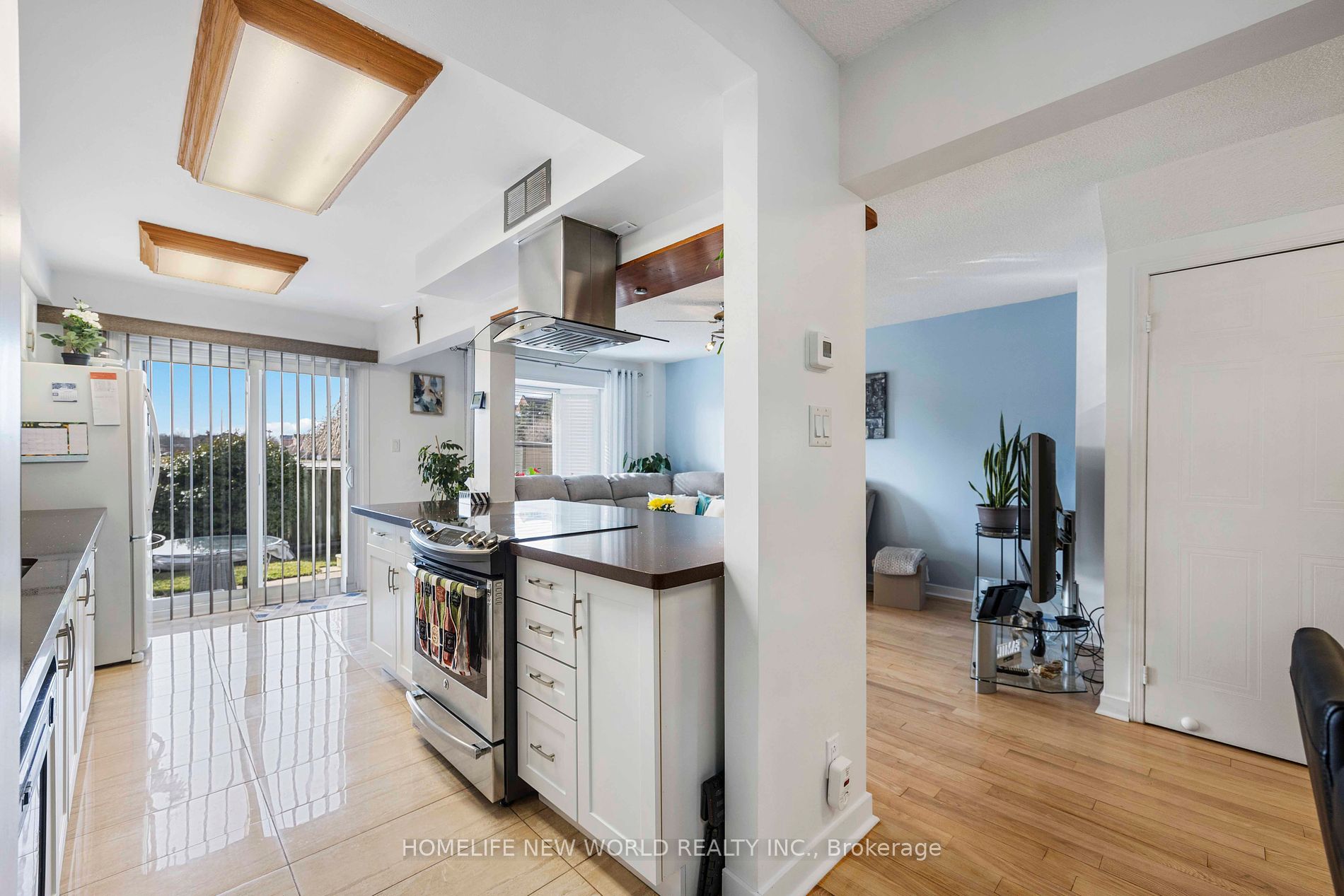 48 Mccullock Cres