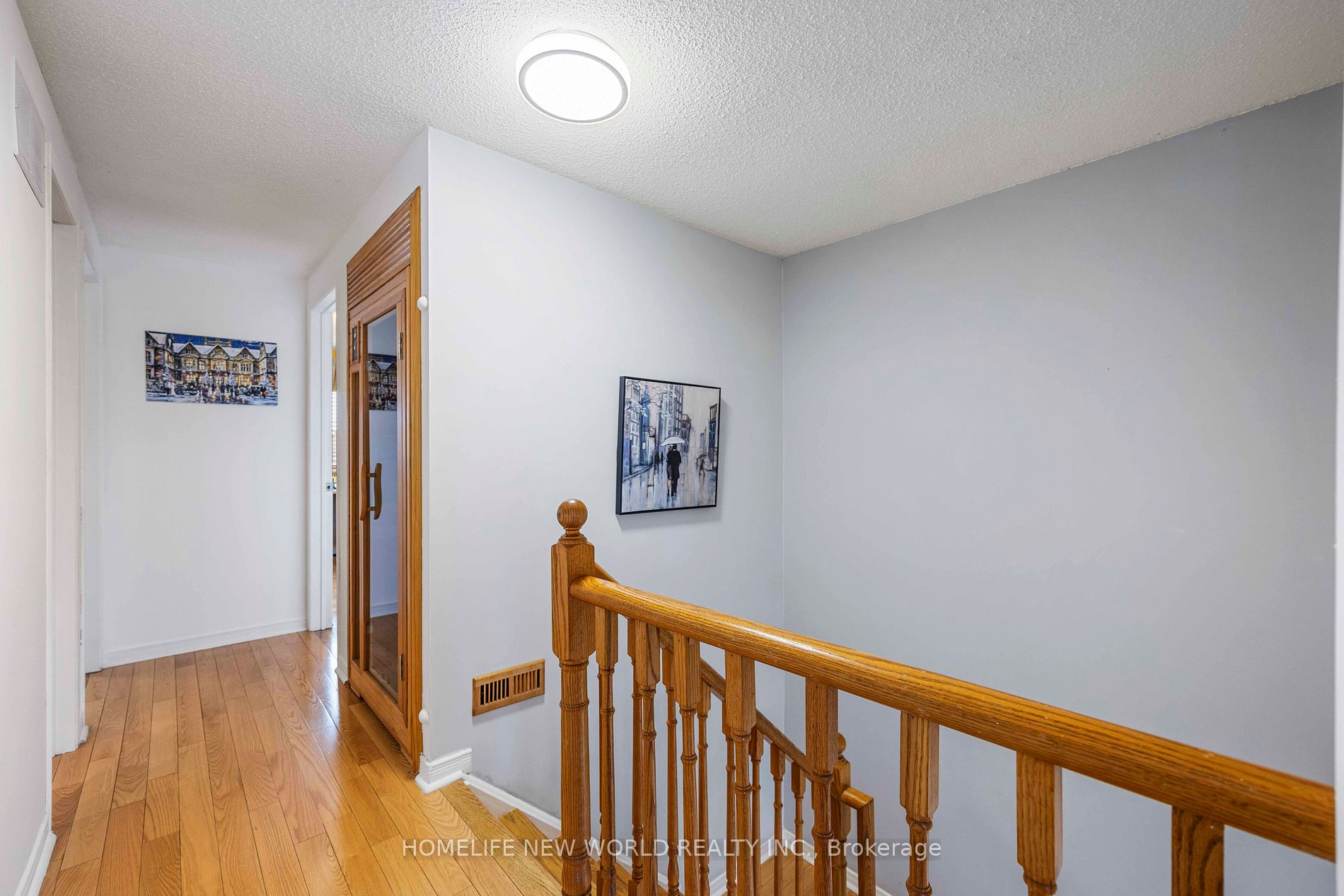 48 Mccullock Cres