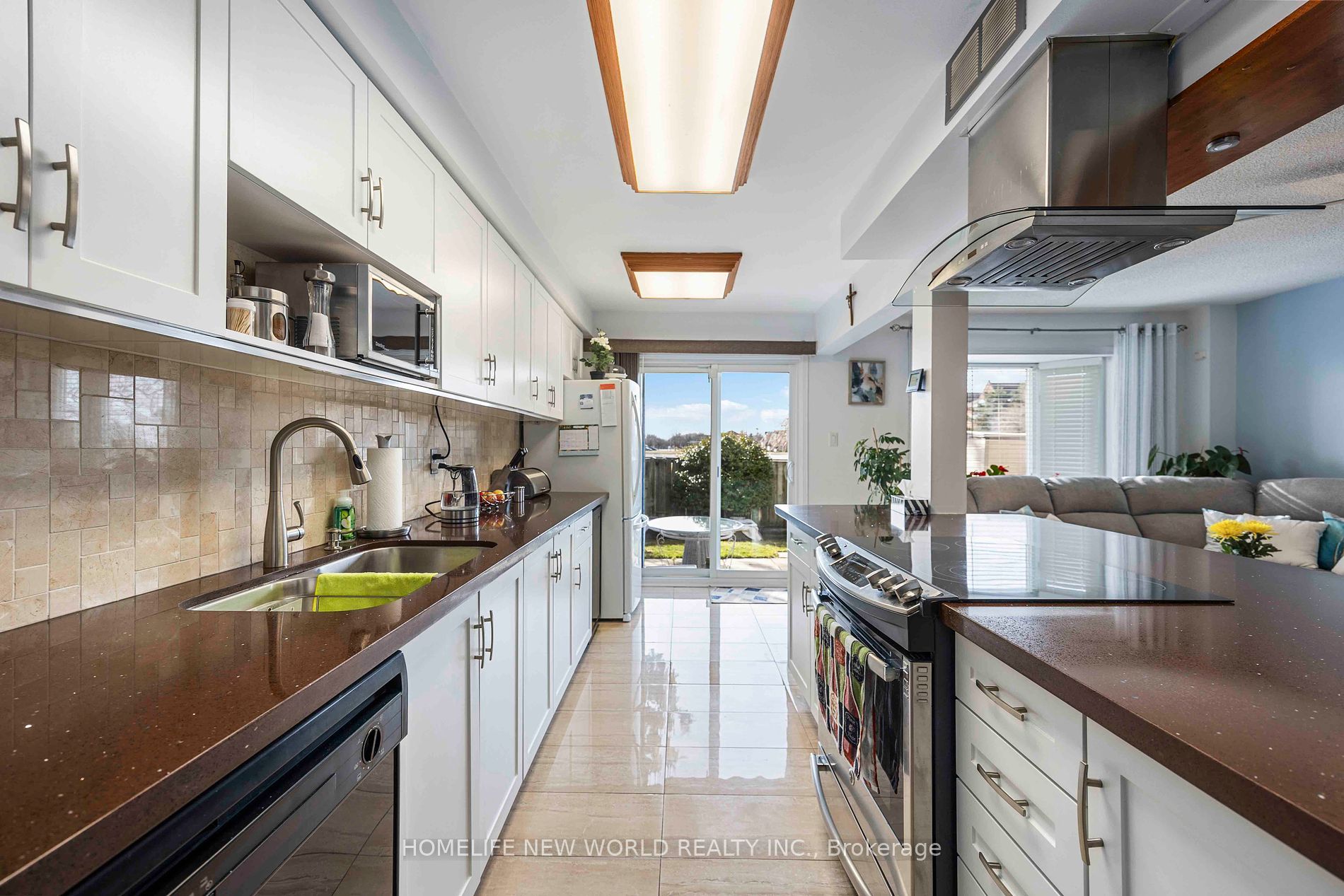 48 Mccullock Cres