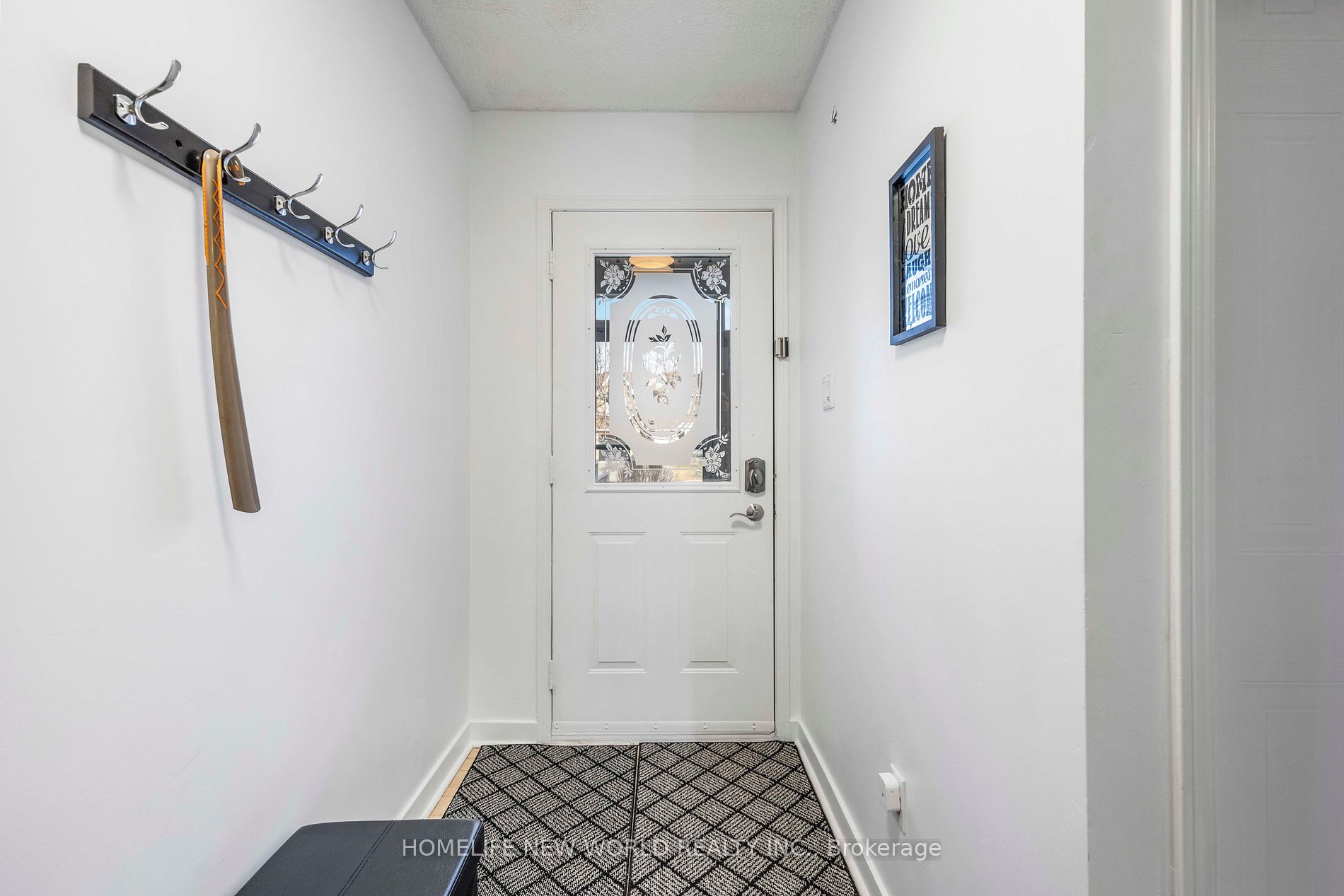 48 Mccullock Cres