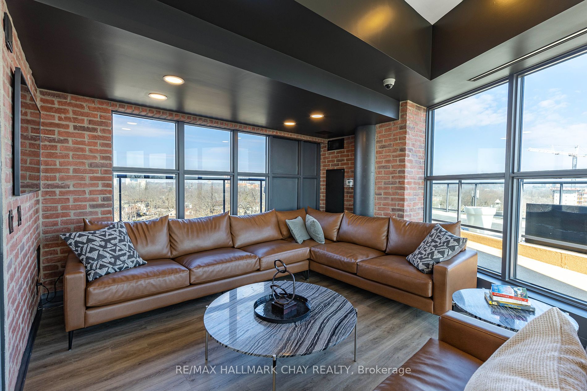 1400 Kingston Road #105