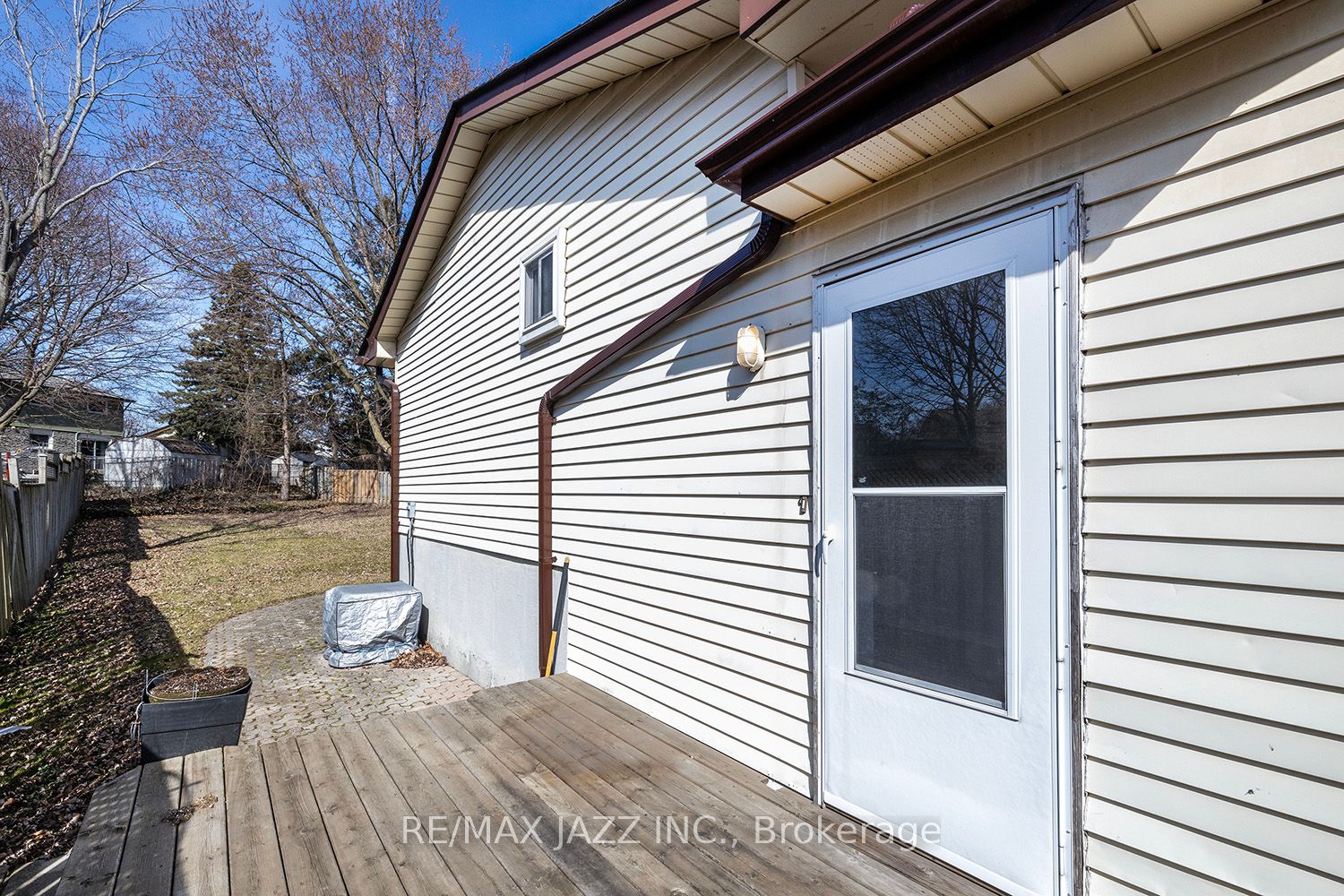 30 Deerpark Crescent