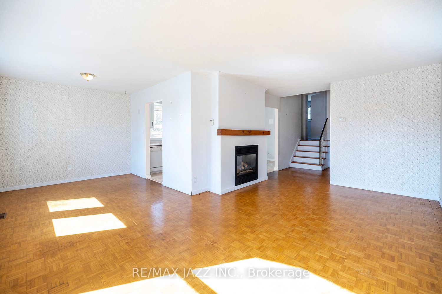 30 Deerpark Crescent