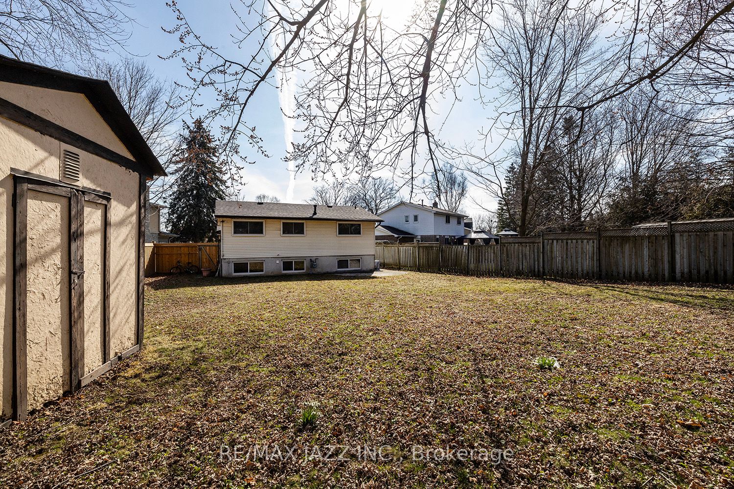 30 Deerpark Crescent