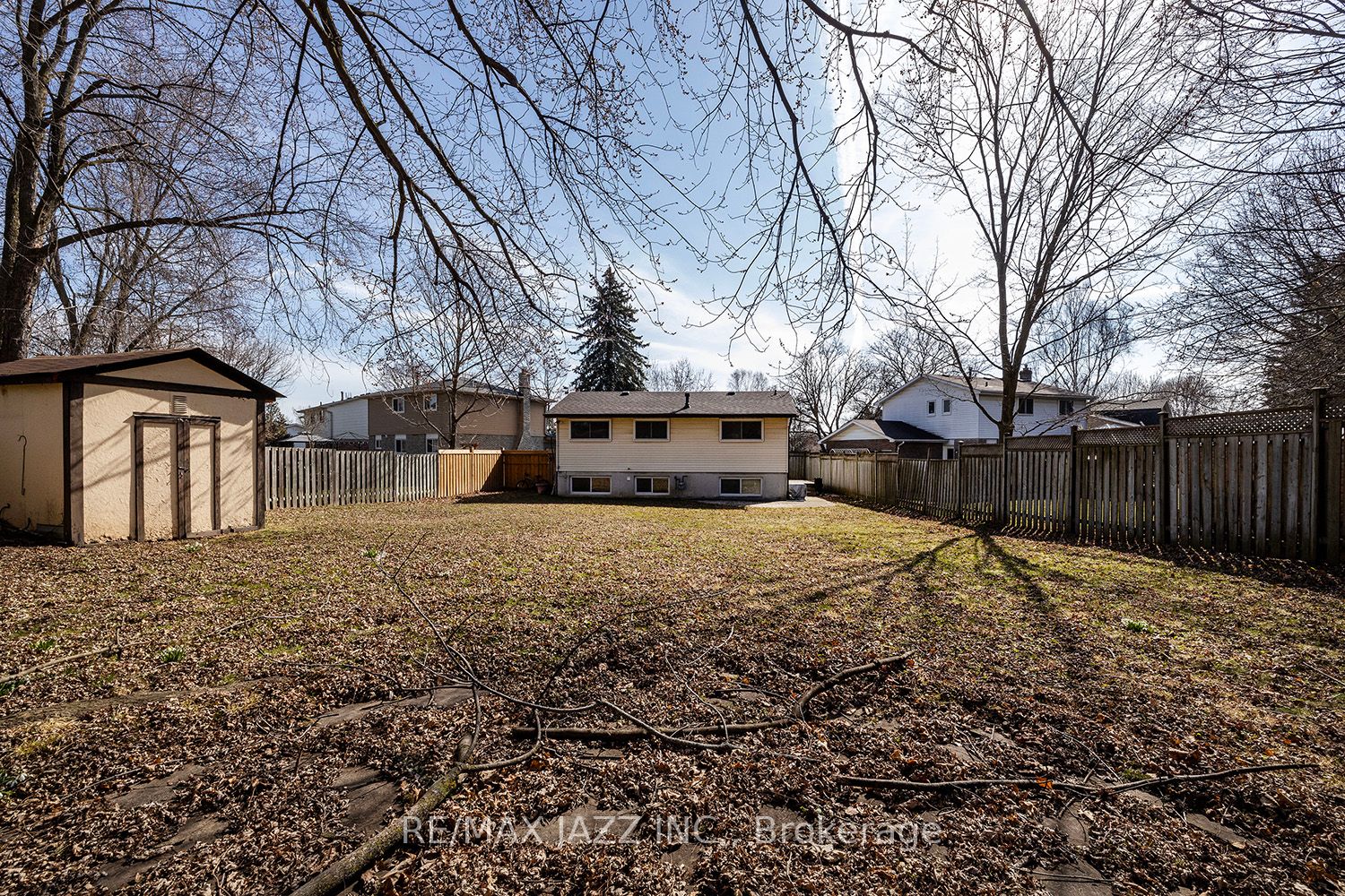30 Deerpark Crescent