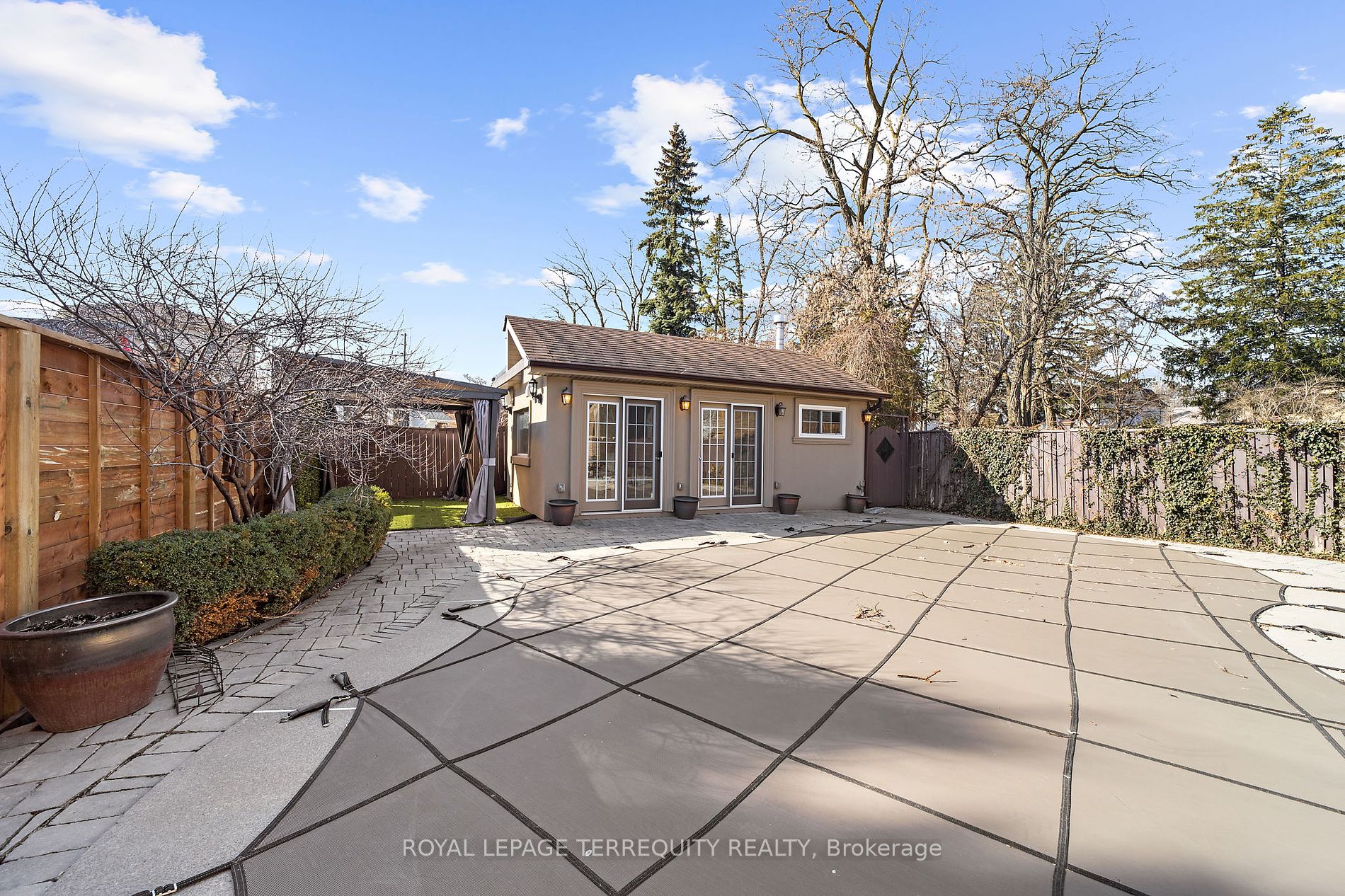 49 Four Oaks Gate
