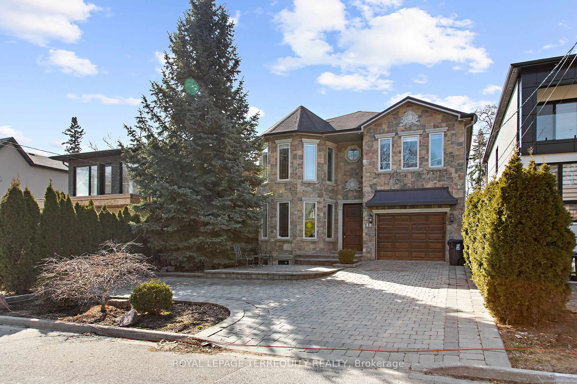 49 Four Oaks Gate