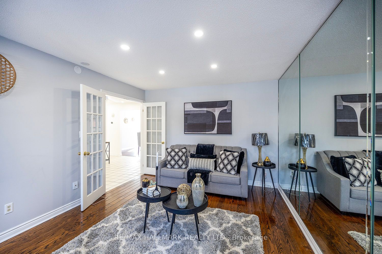 12 Halstead Road