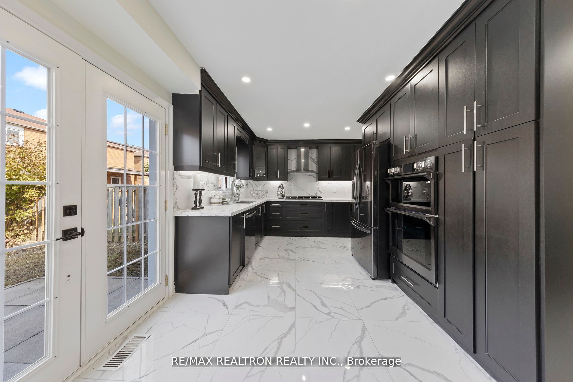 63 Darby Crt