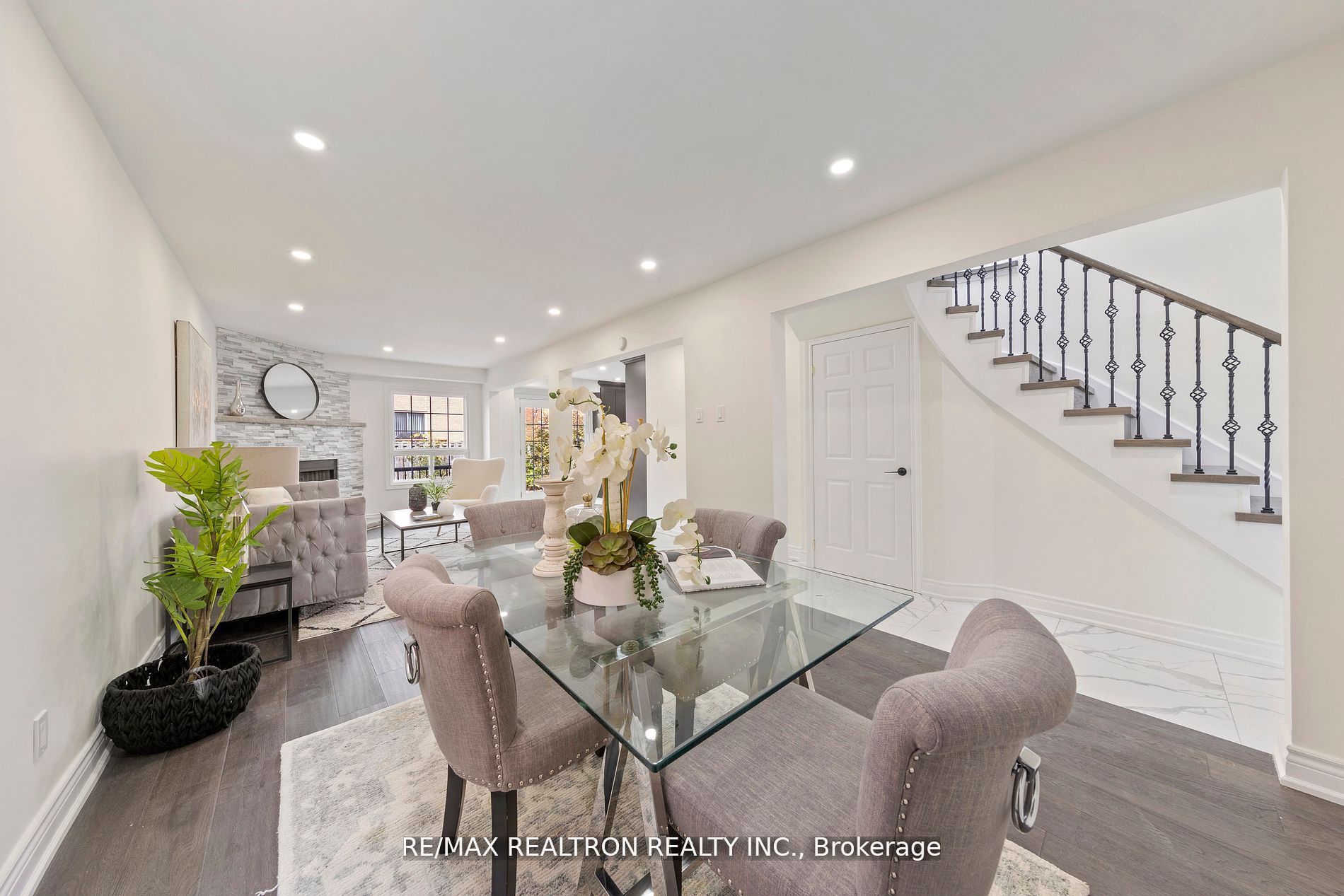 63 Darby Crt