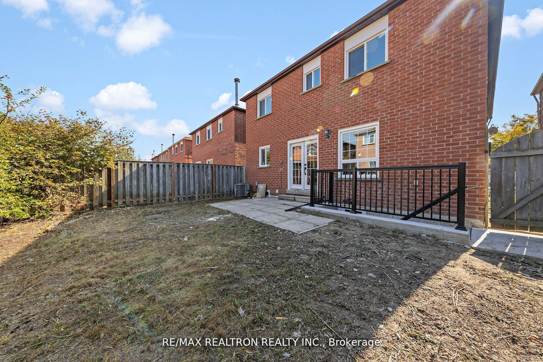 63 Darby Crt