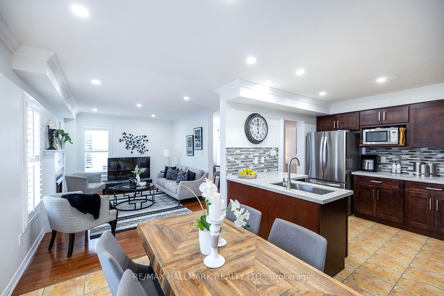 1256 Langley Circle