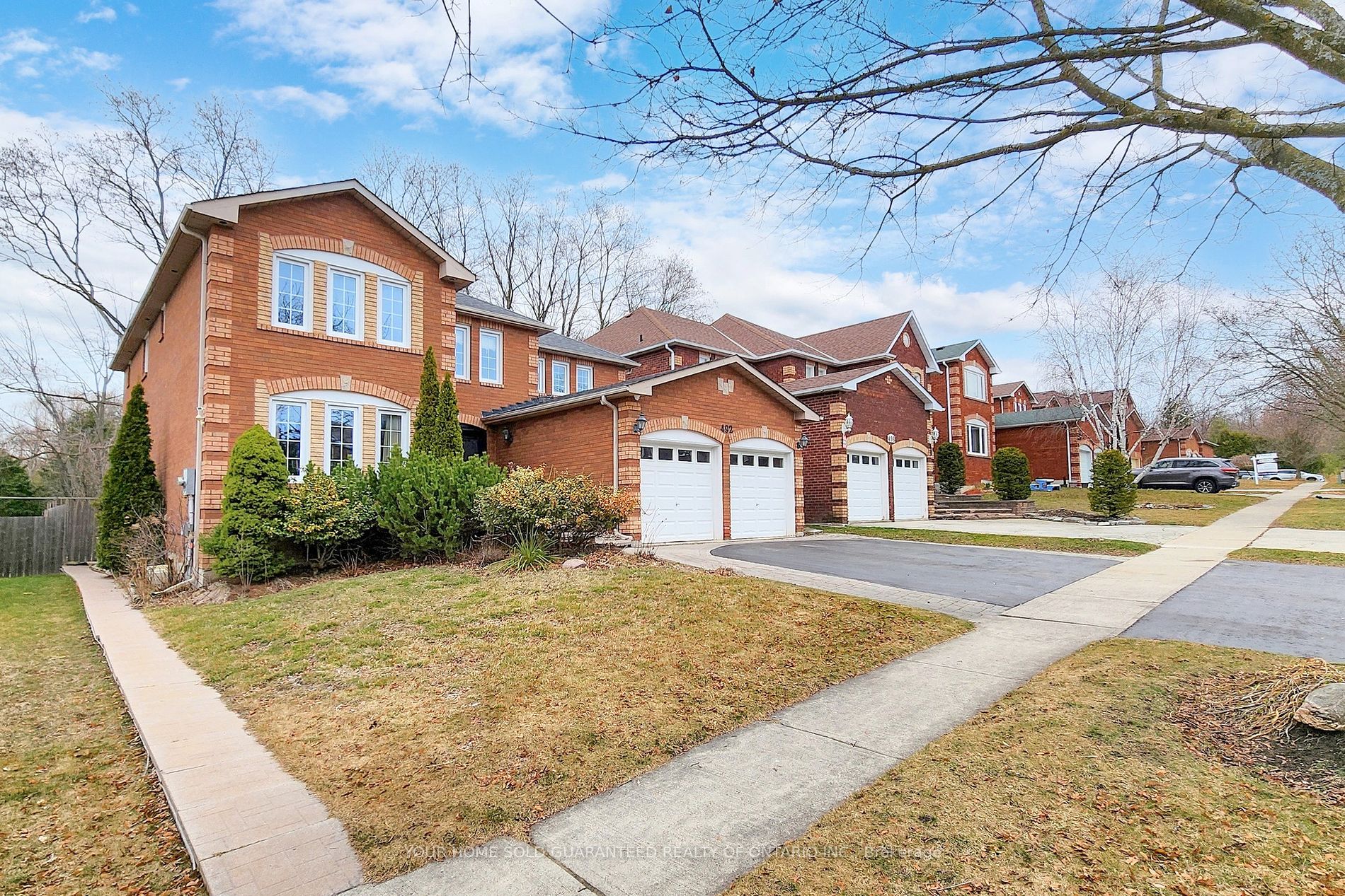 492 Palmtree Crescent