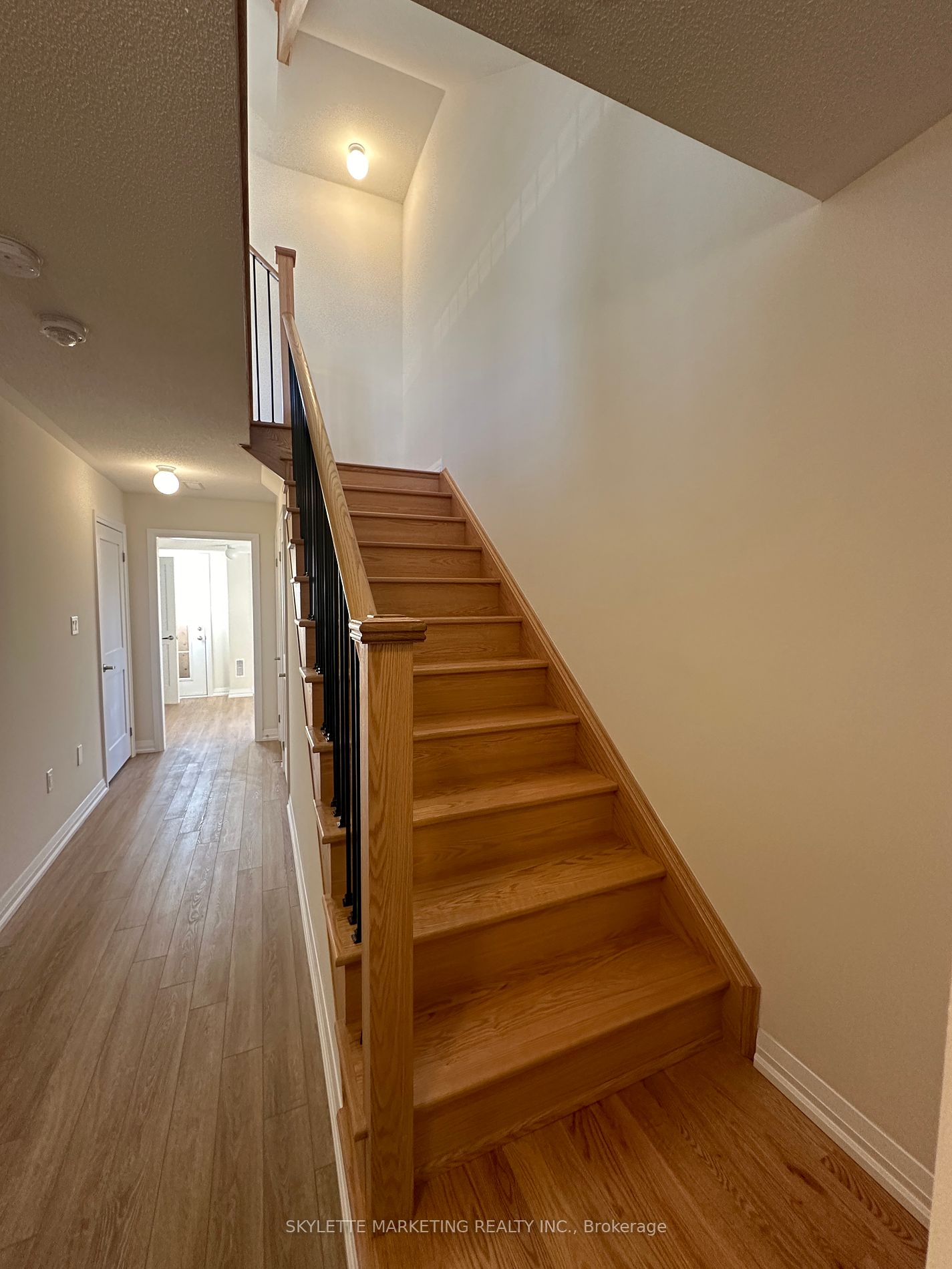 32 Coote Crt, #Lot #10
