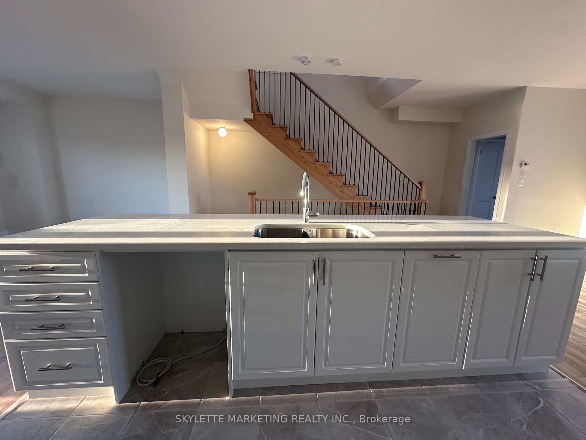 32 Coote Crt, #Lot #10