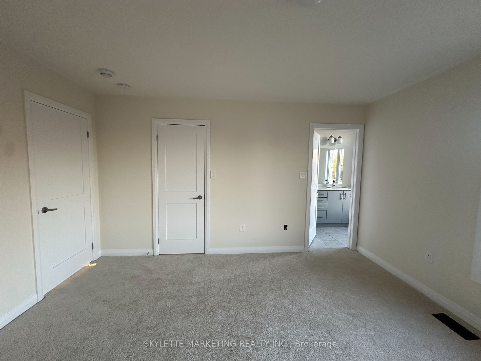 32 Coote Crt, #Lot #10