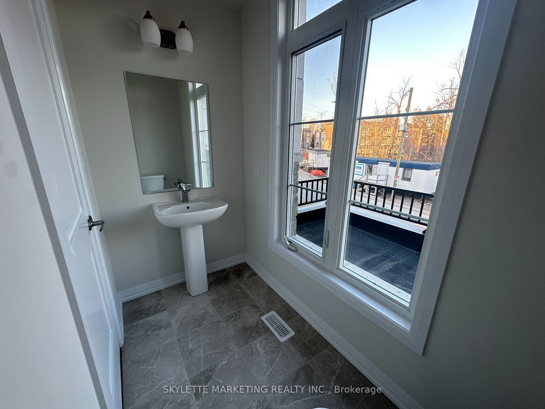 32 Coote Crt, #Lot #10
