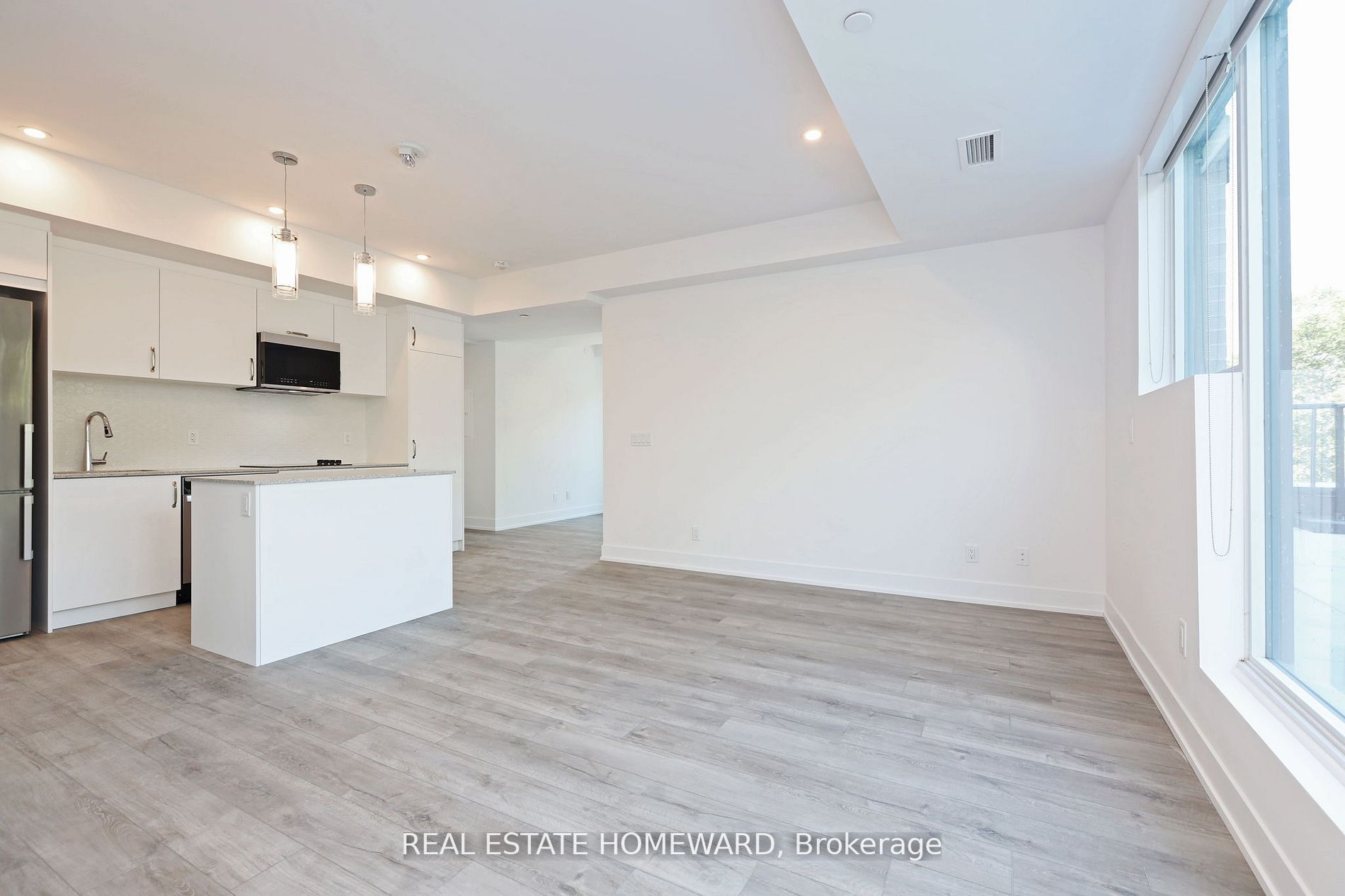 1316 Kingston Rd, #406