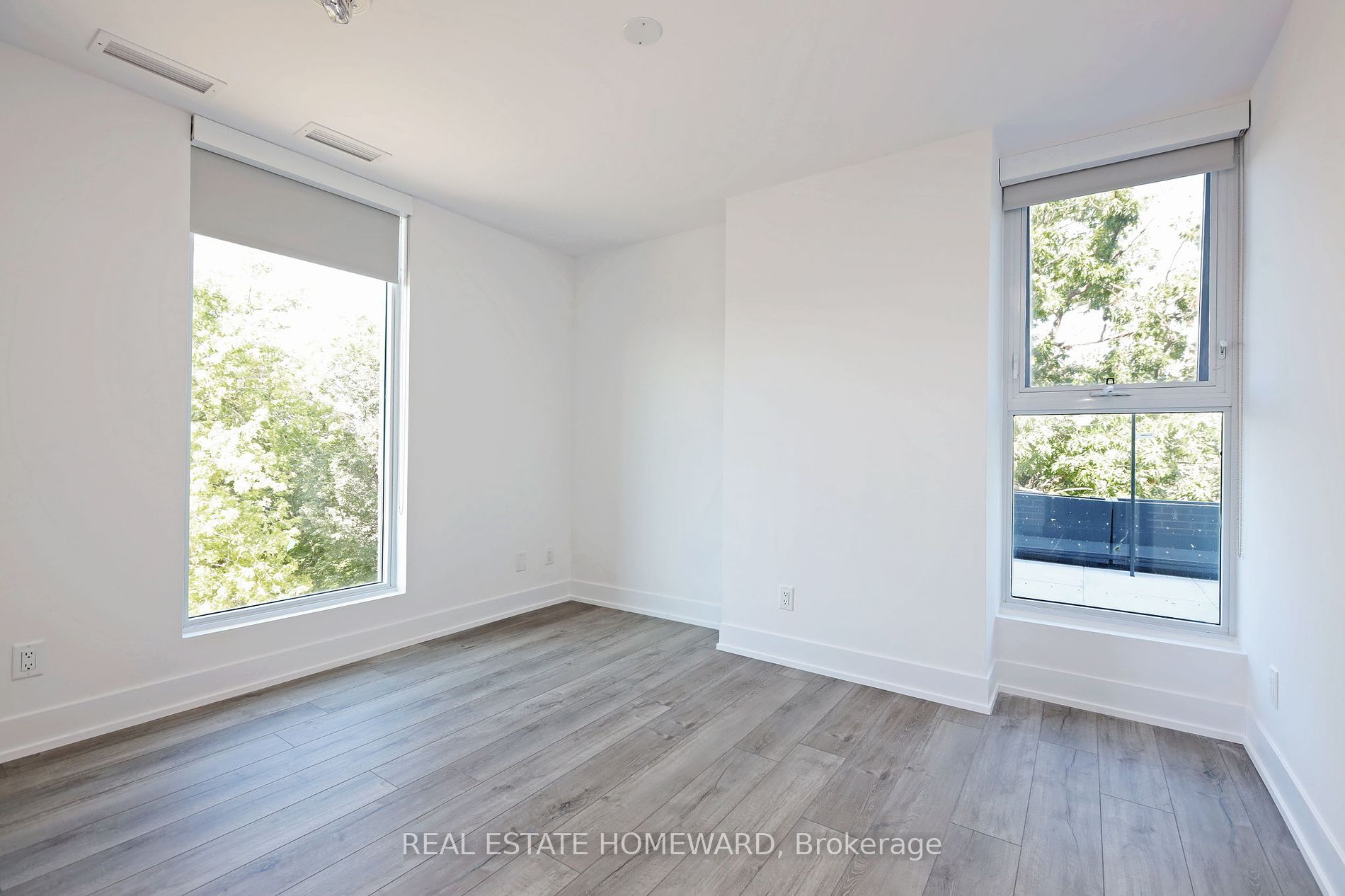 1316 Kingston Rd, #406