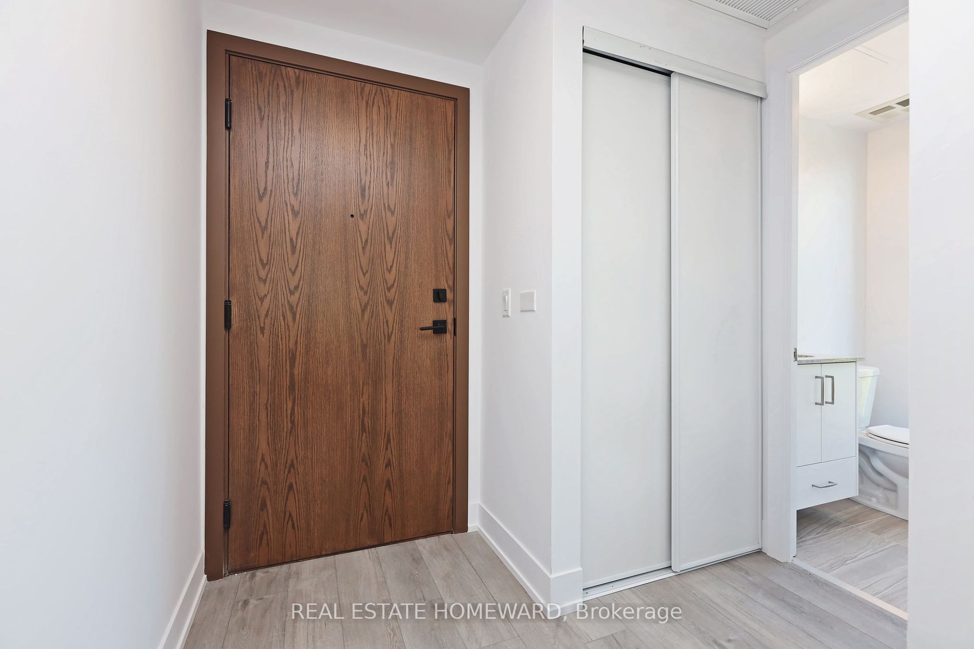 1316 Kingston Rd, #406