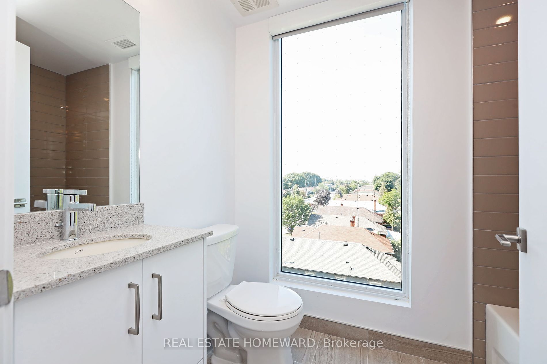 1316 Kingston Rd, #406