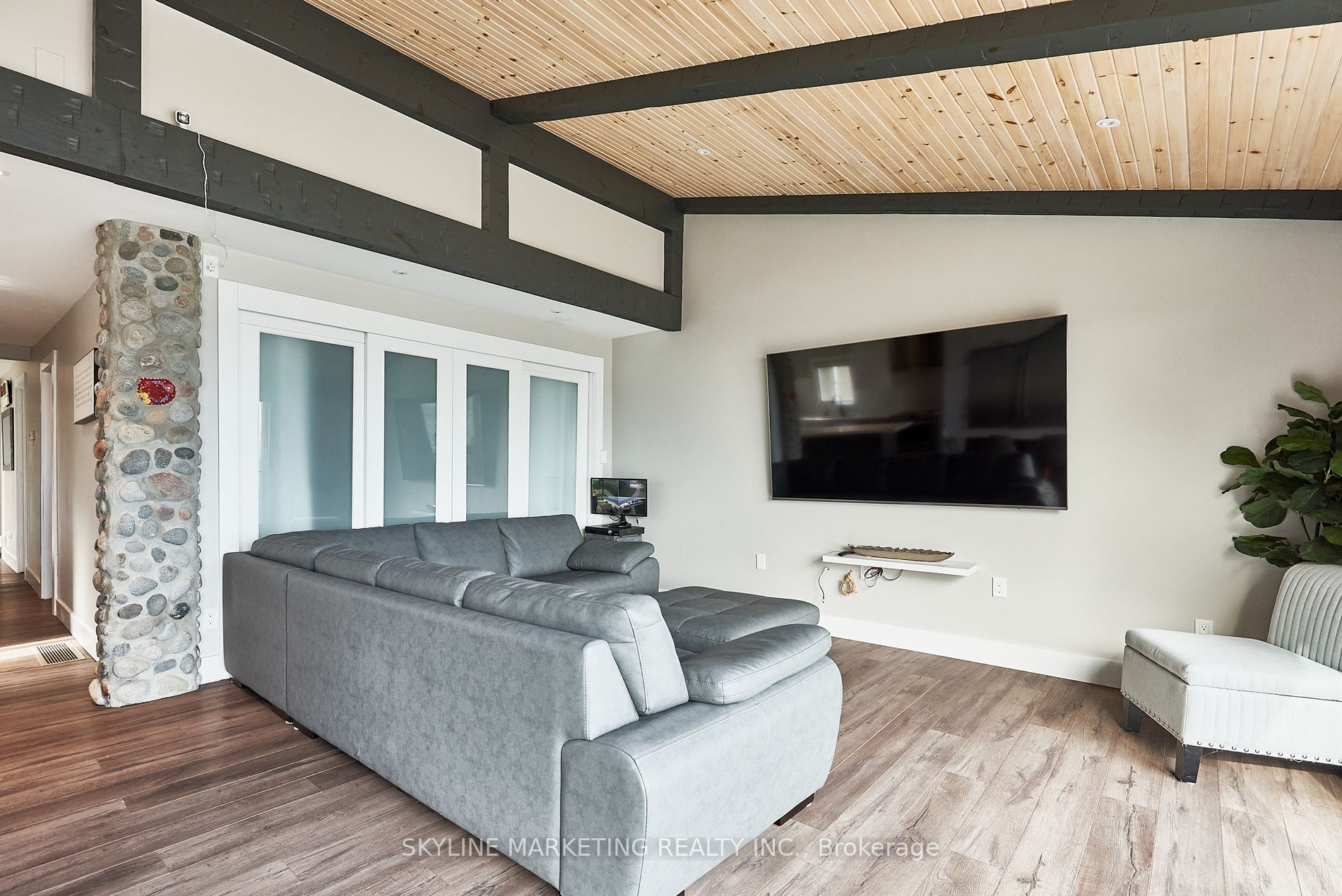 123 Cedar Crest Beach Rd