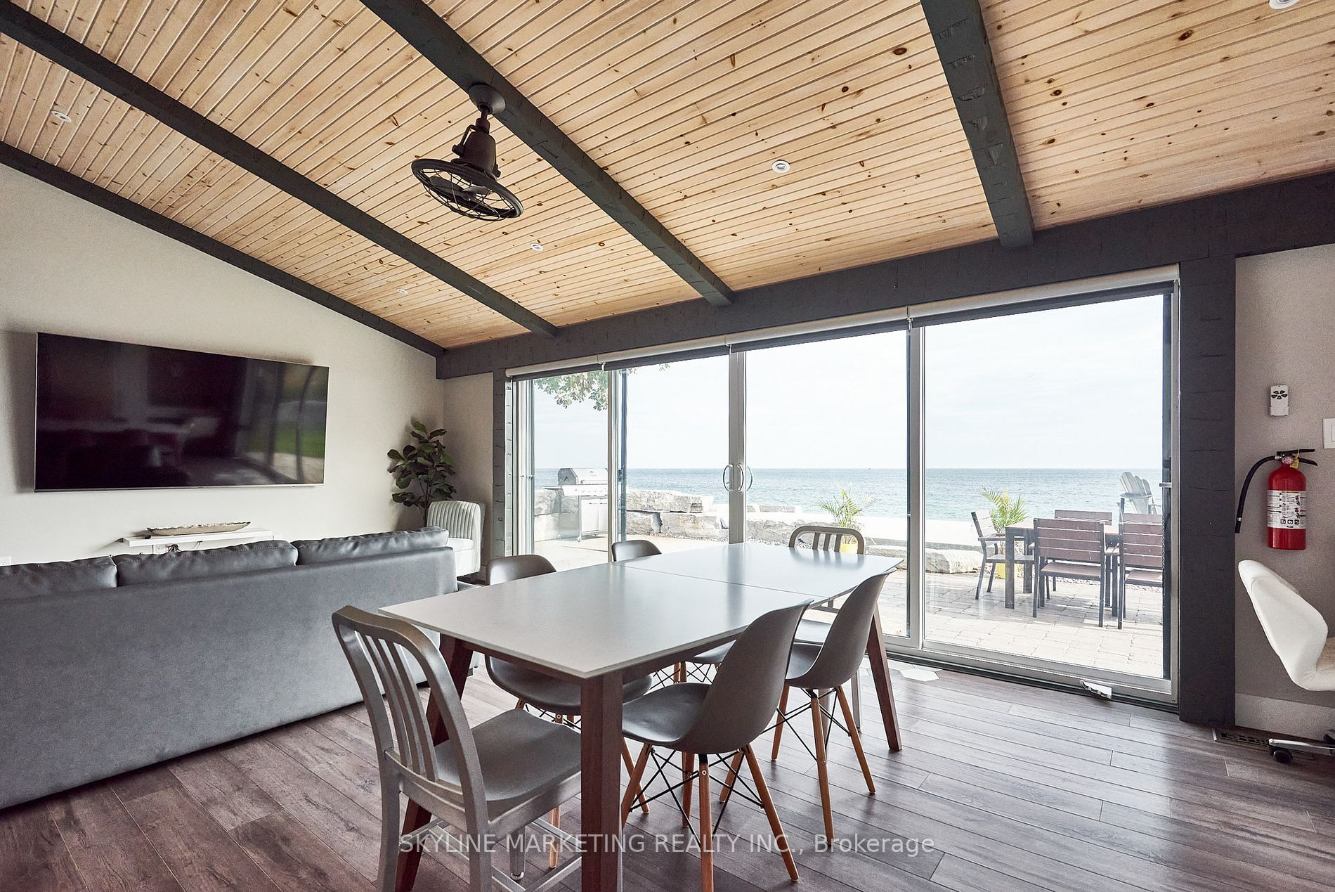 123 Cedar Crest Beach Rd