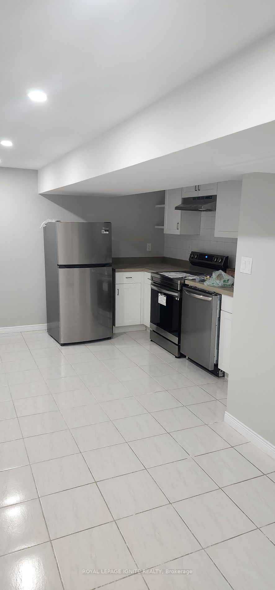 14 Caronia Sq, #Bsmt