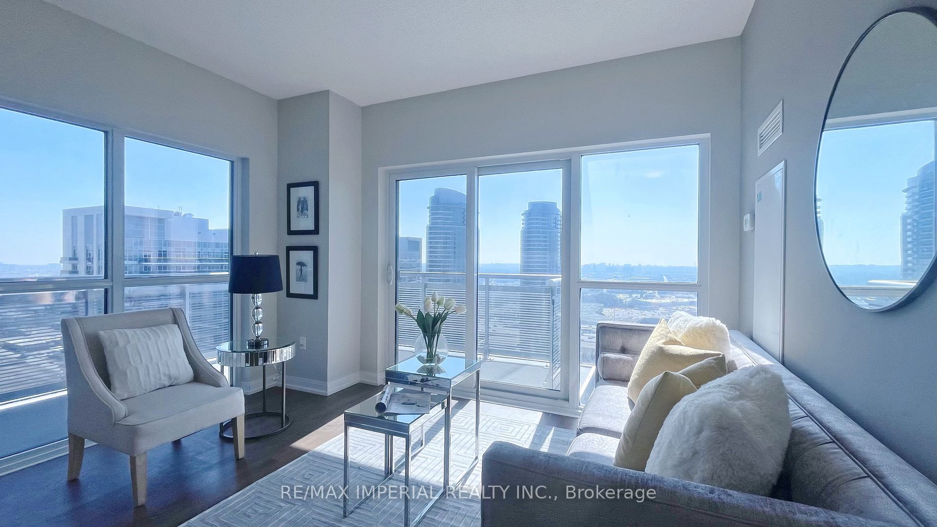 275 Village Green Sq, #2916