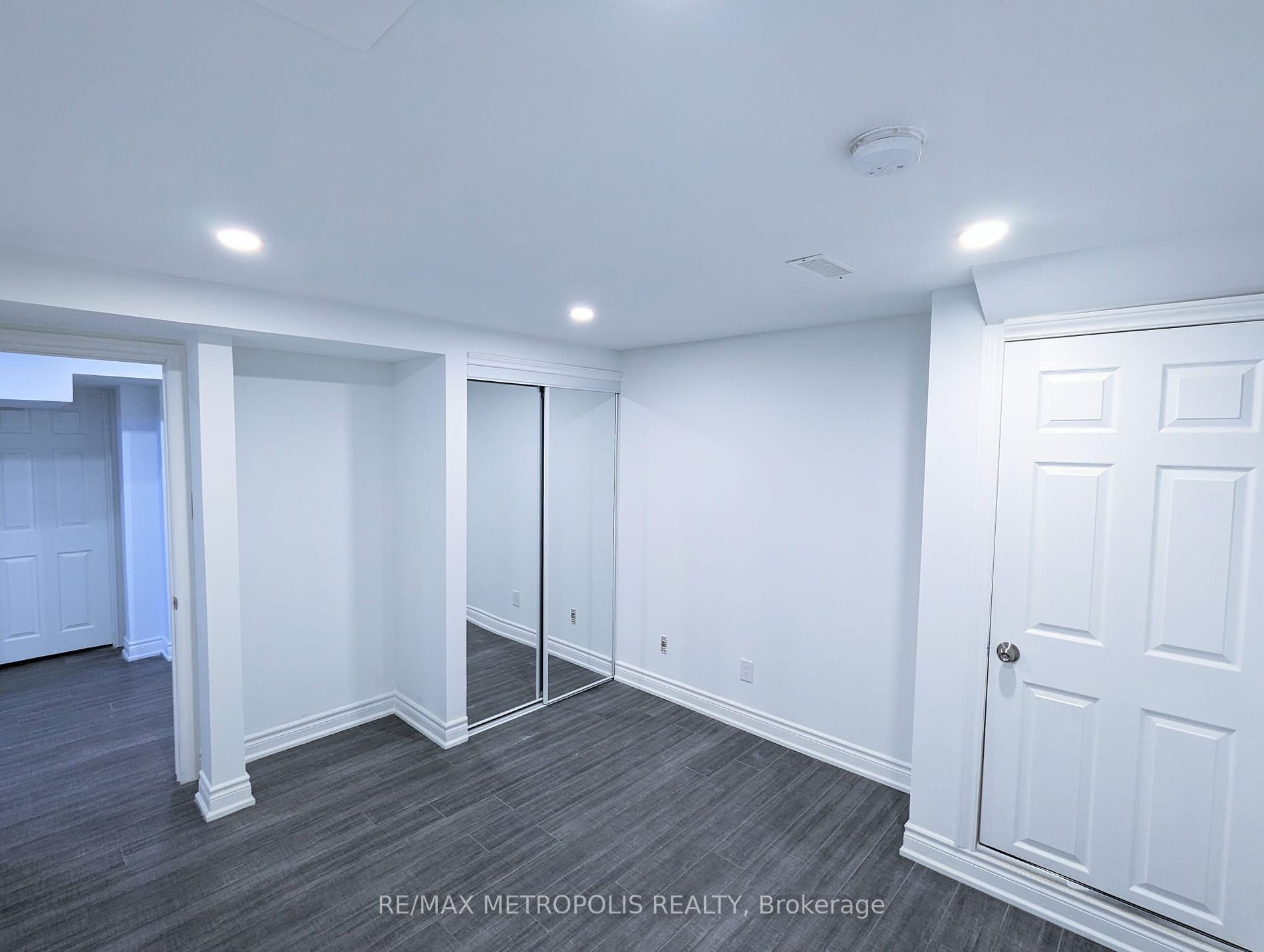 102 Hibbard Dr, #Bsmt