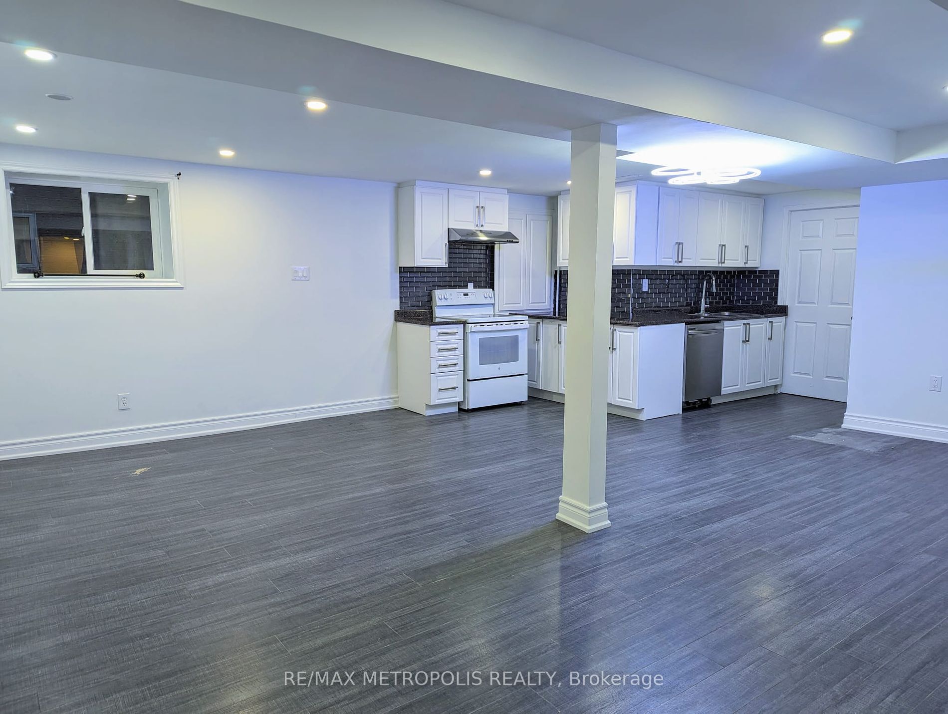 102 Hibbard Dr, #Bsmt