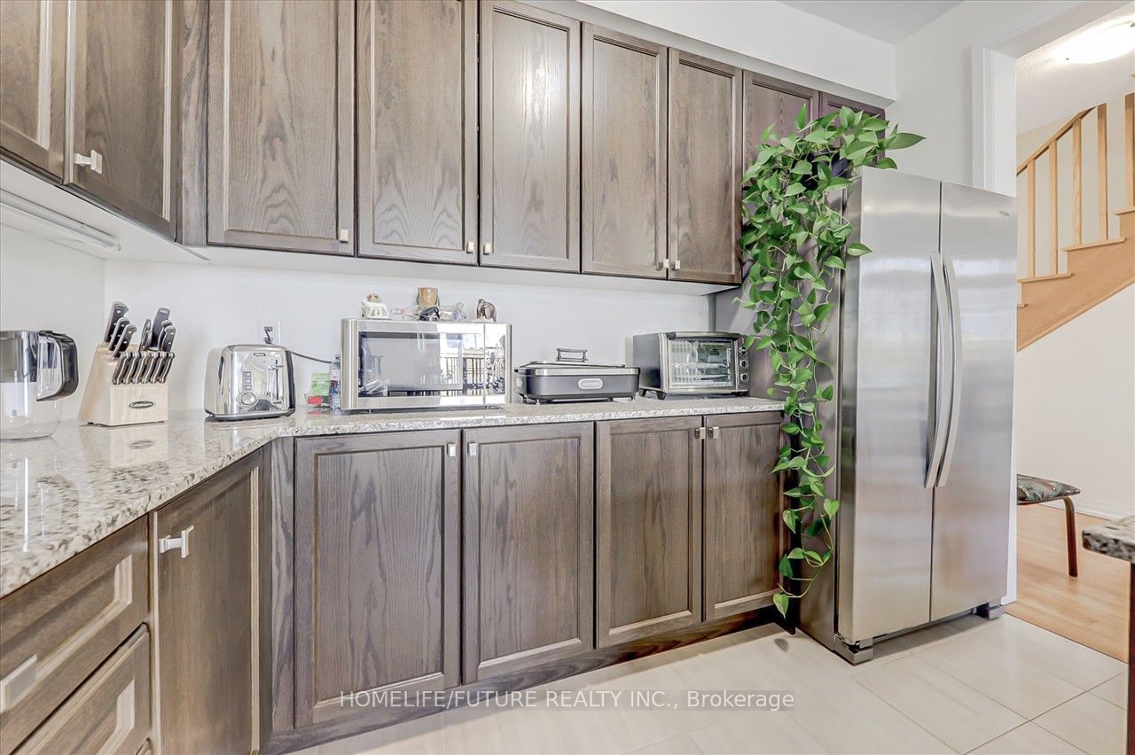 130 OGSTON Crescent