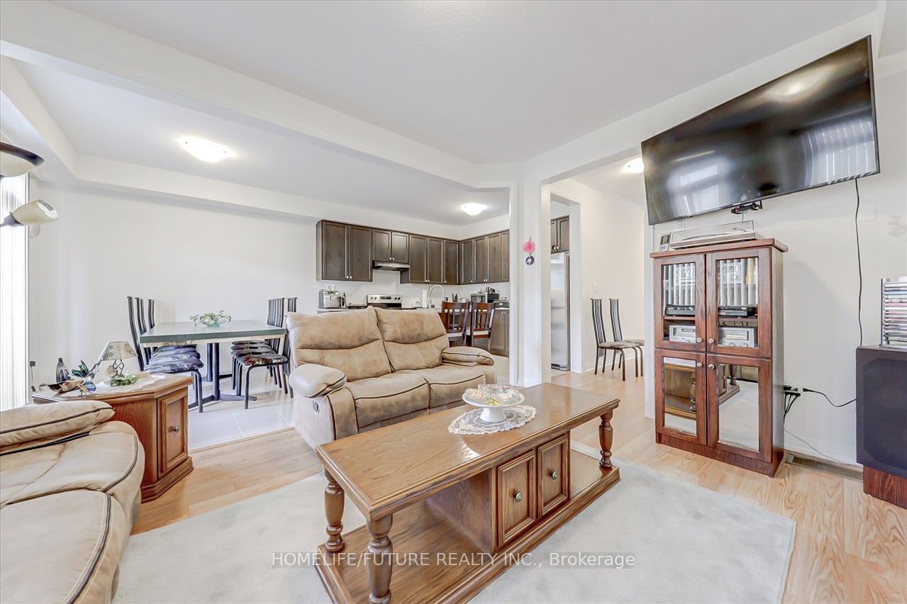 130 OGSTON Crescent