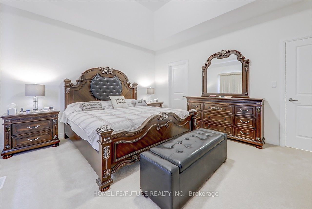 130 OGSTON Crescent