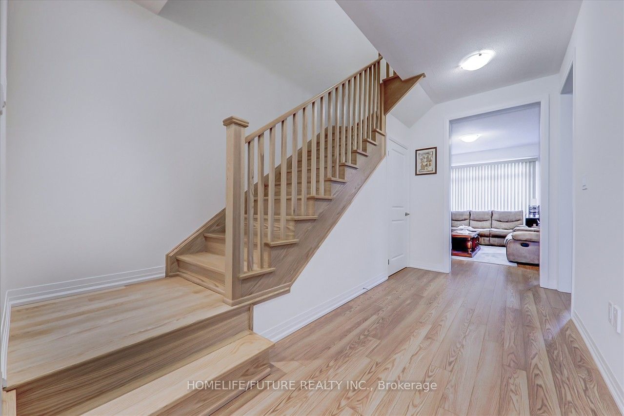 130 OGSTON Crescent