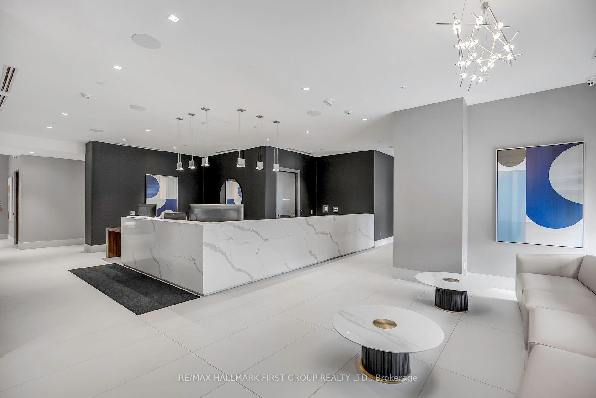 2550 Simcoe St, #1814