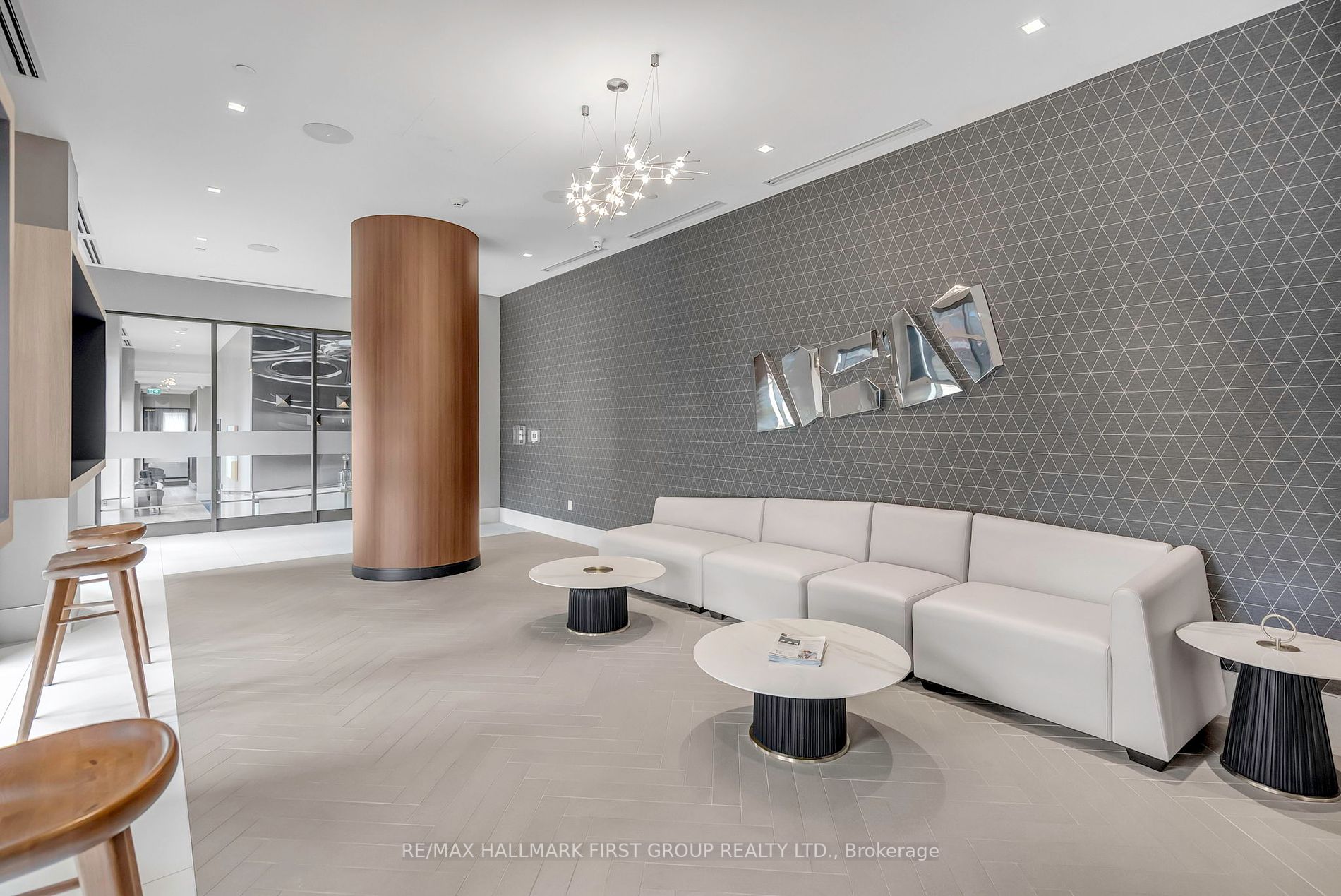 2550 Simcoe St, #1814
