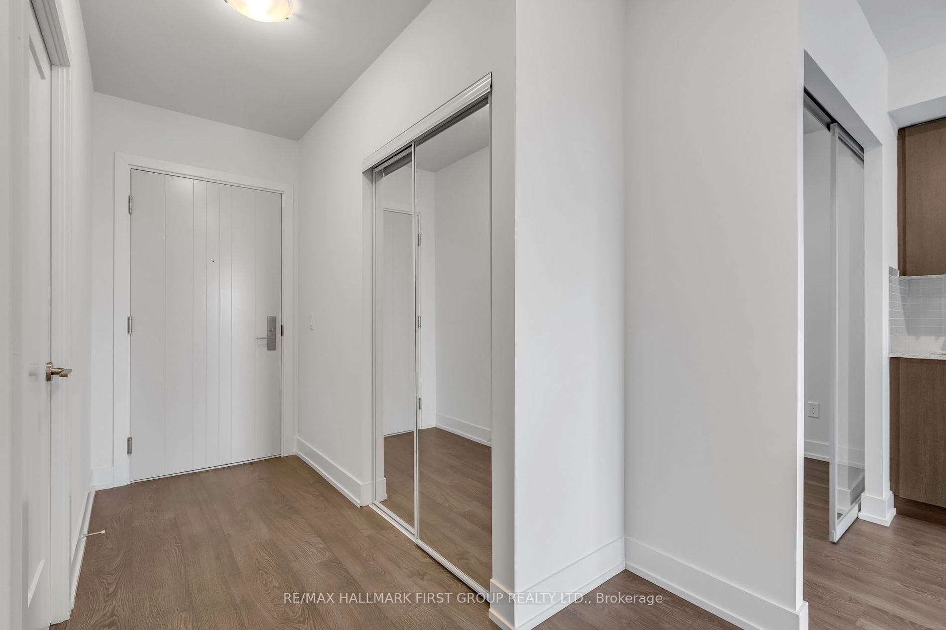 2550 Simcoe St, #1814
