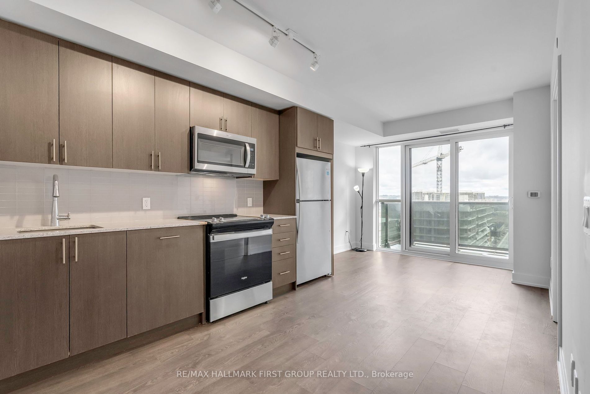2550 Simcoe St, #1814