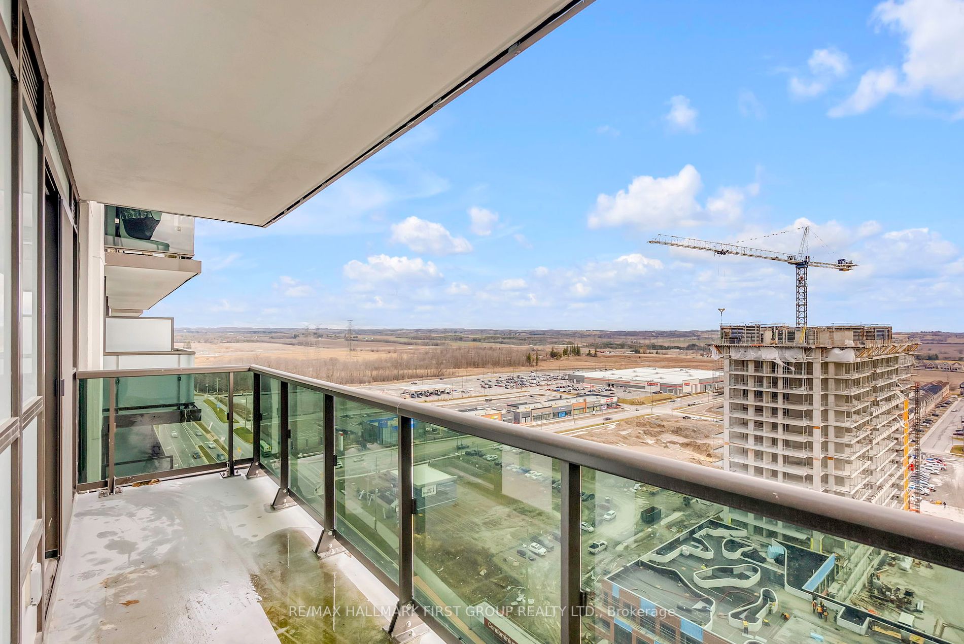 2550 Simcoe St, #1814