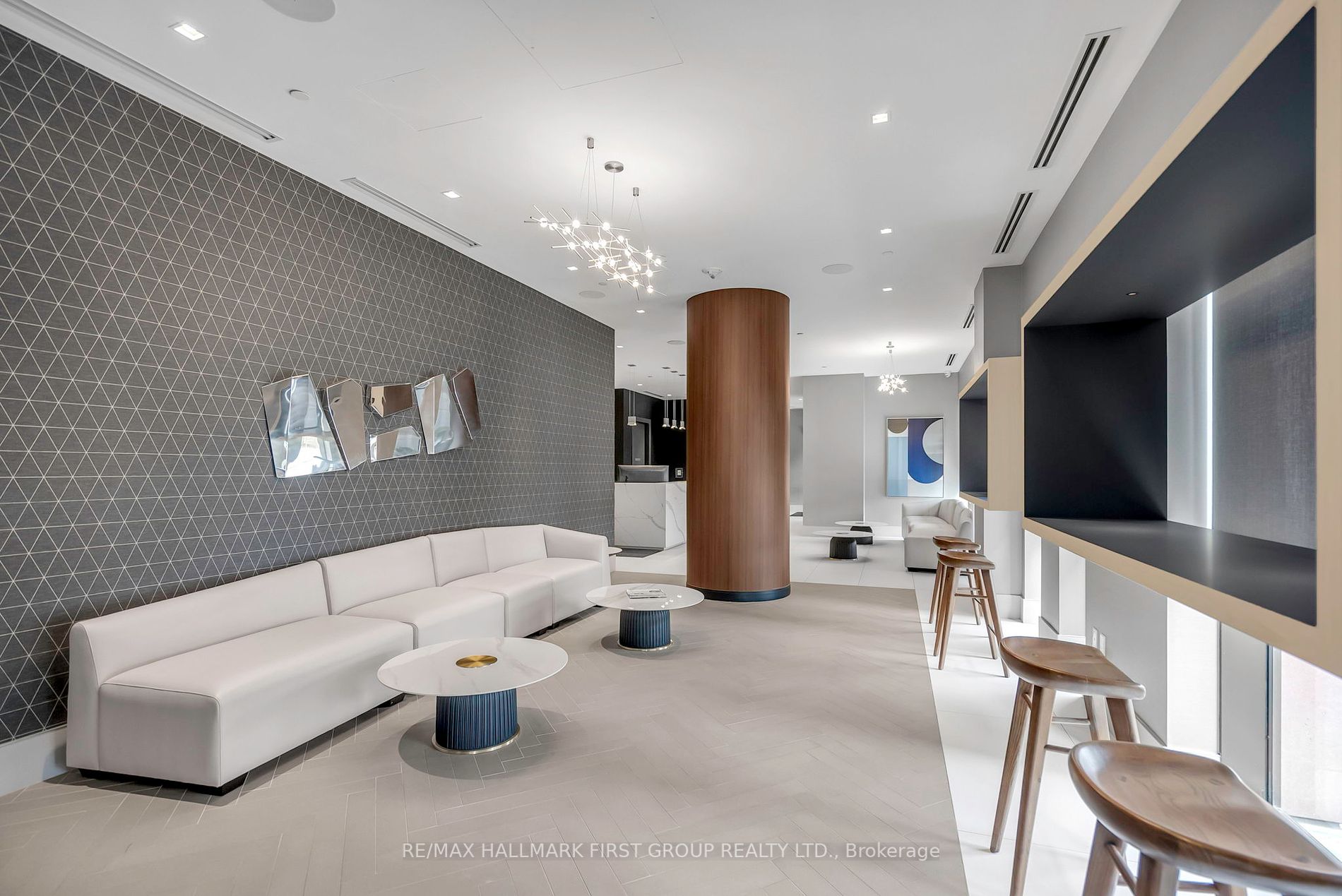 2550 Simcoe St, #1814