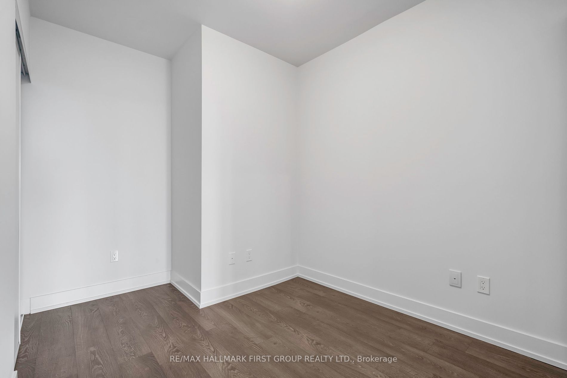 2550 Simcoe St, #1814