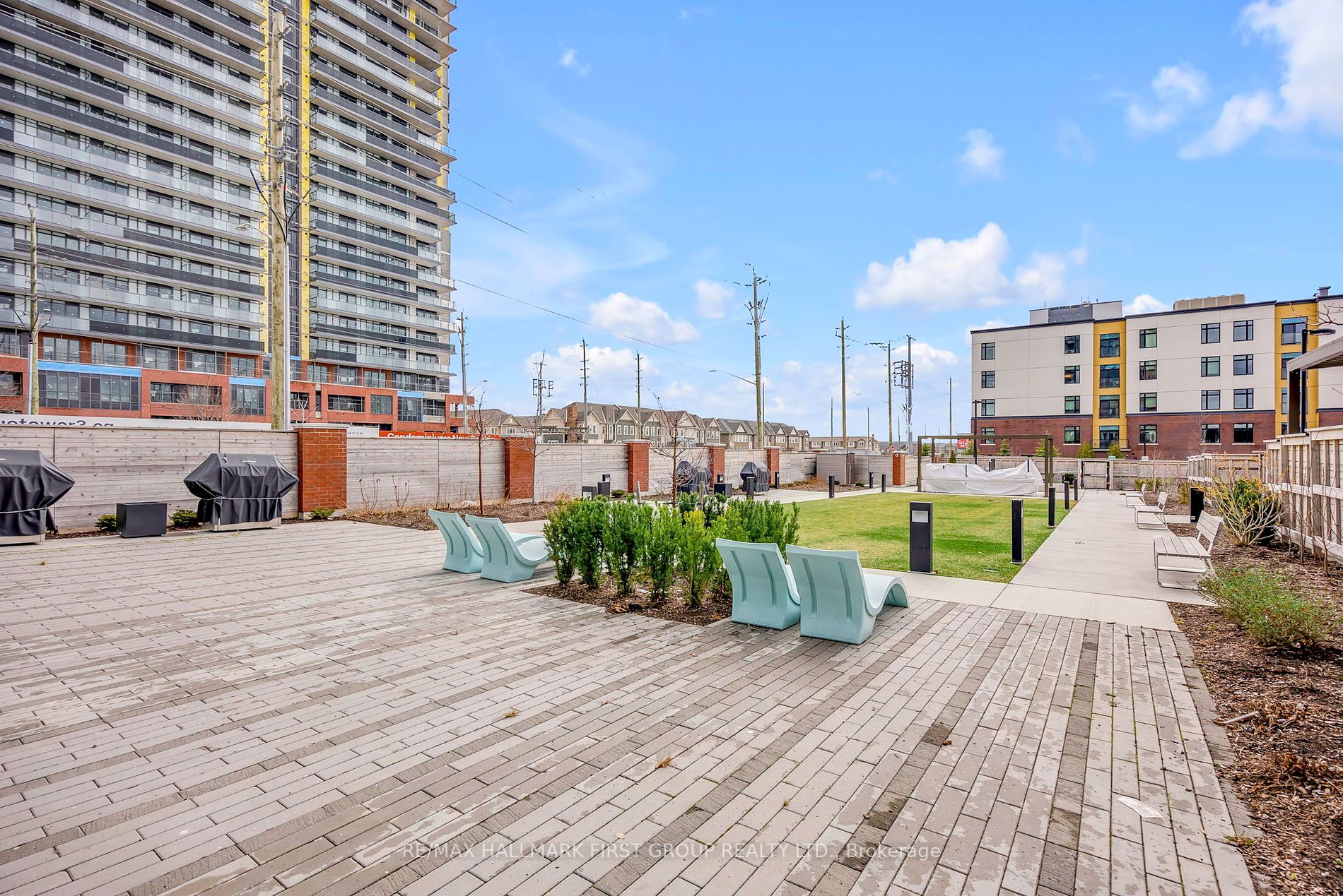 2550 Simcoe St, #1814