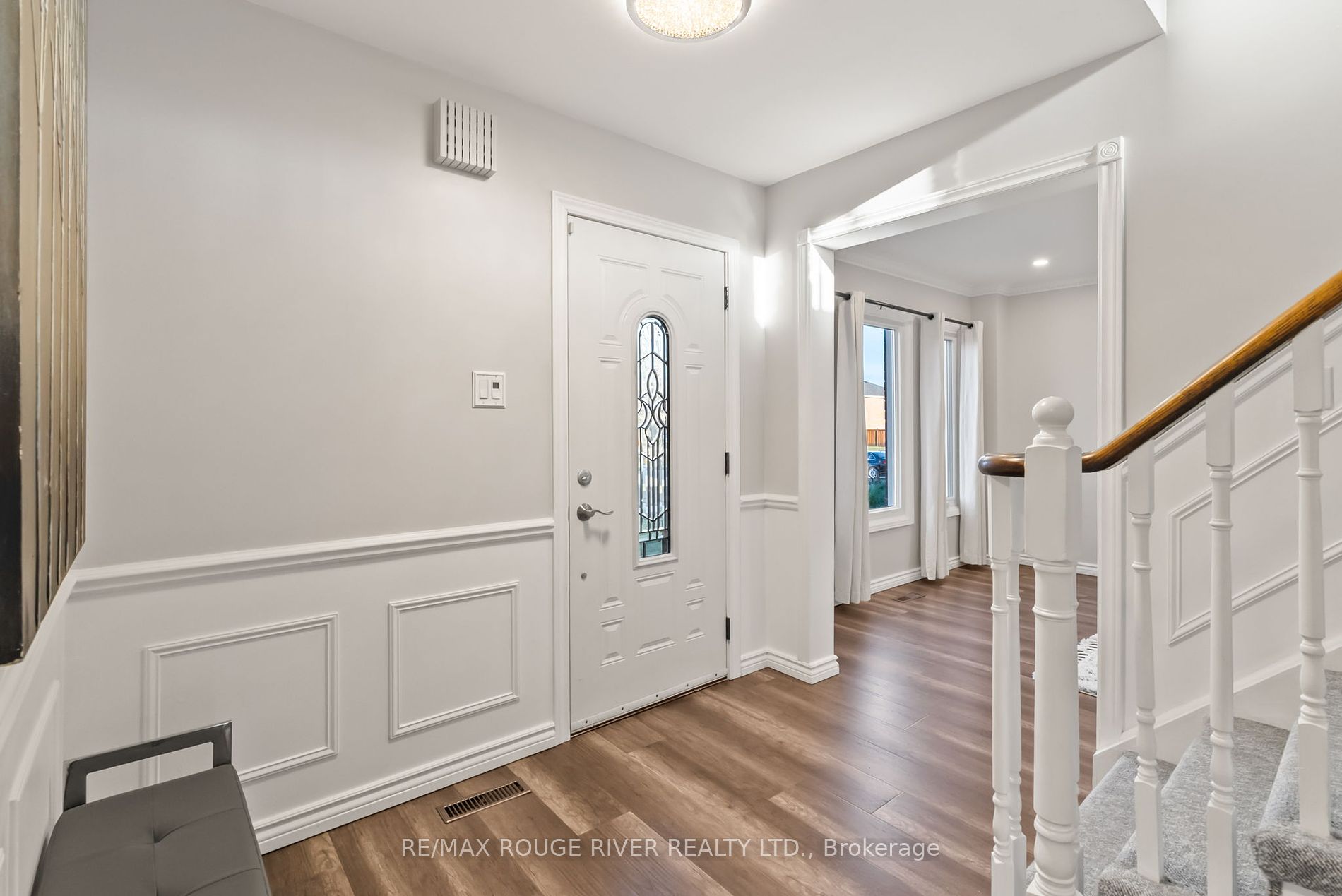 211 Bassett Blvd