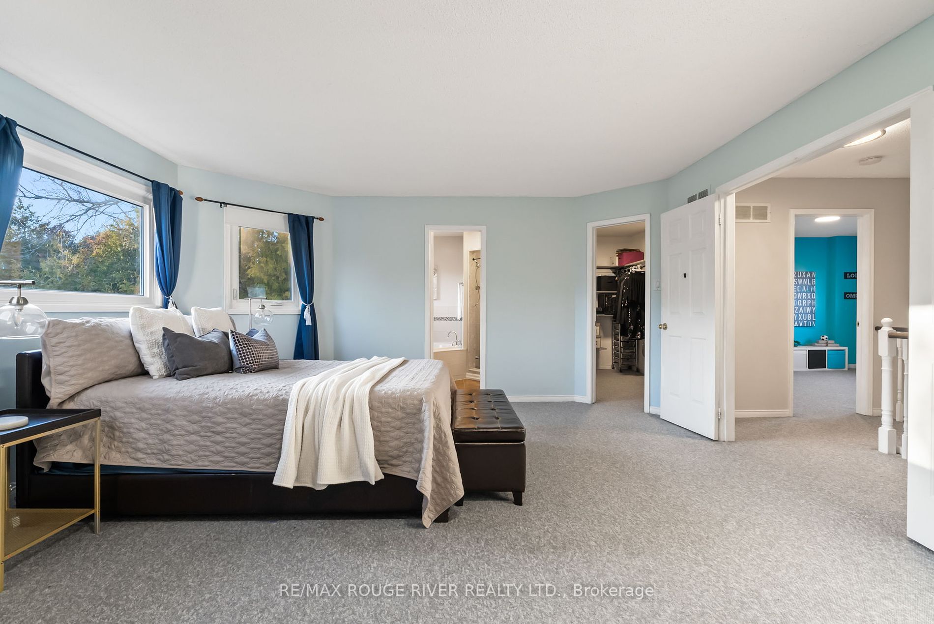 211 Bassett Blvd