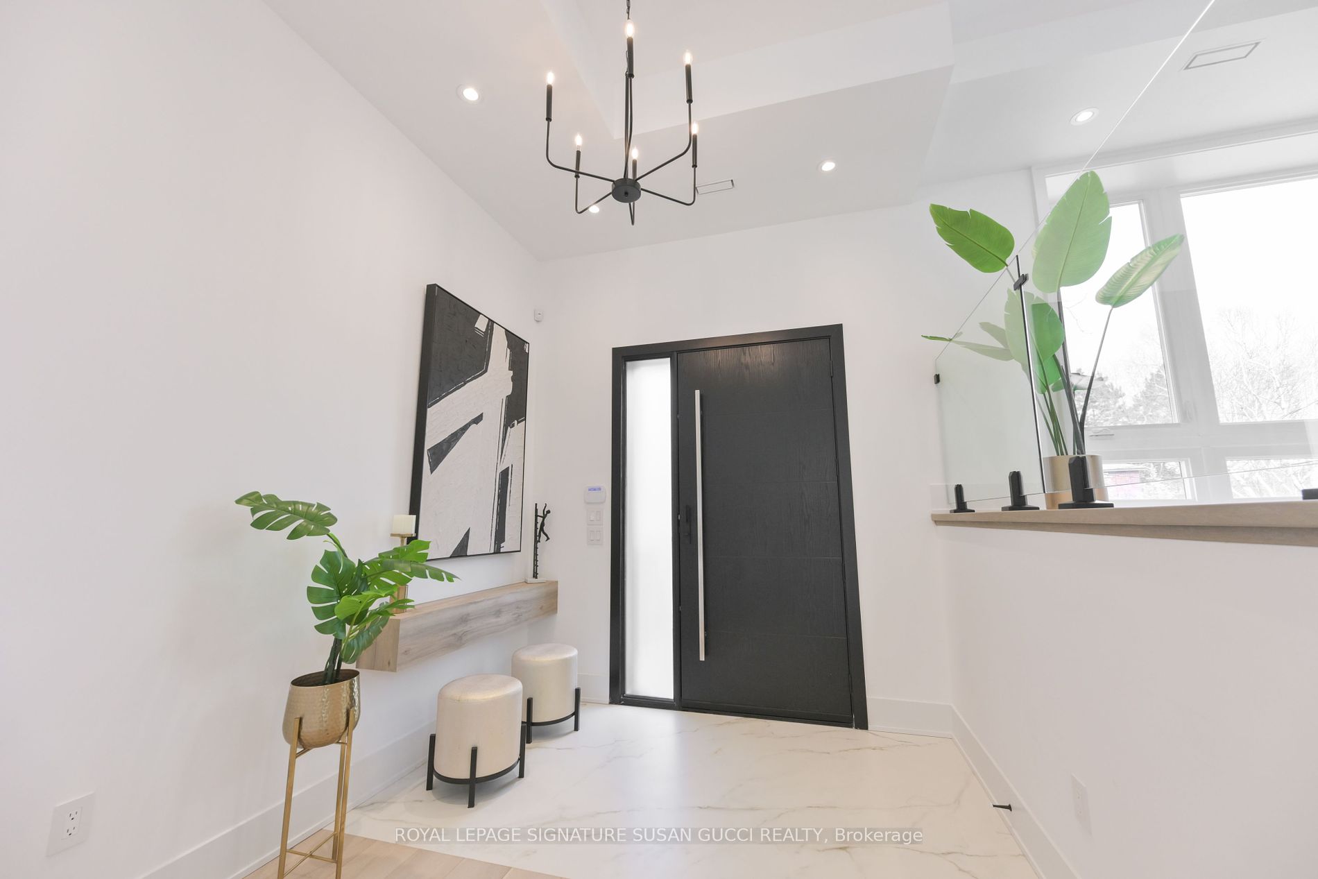 6 Doris Dr