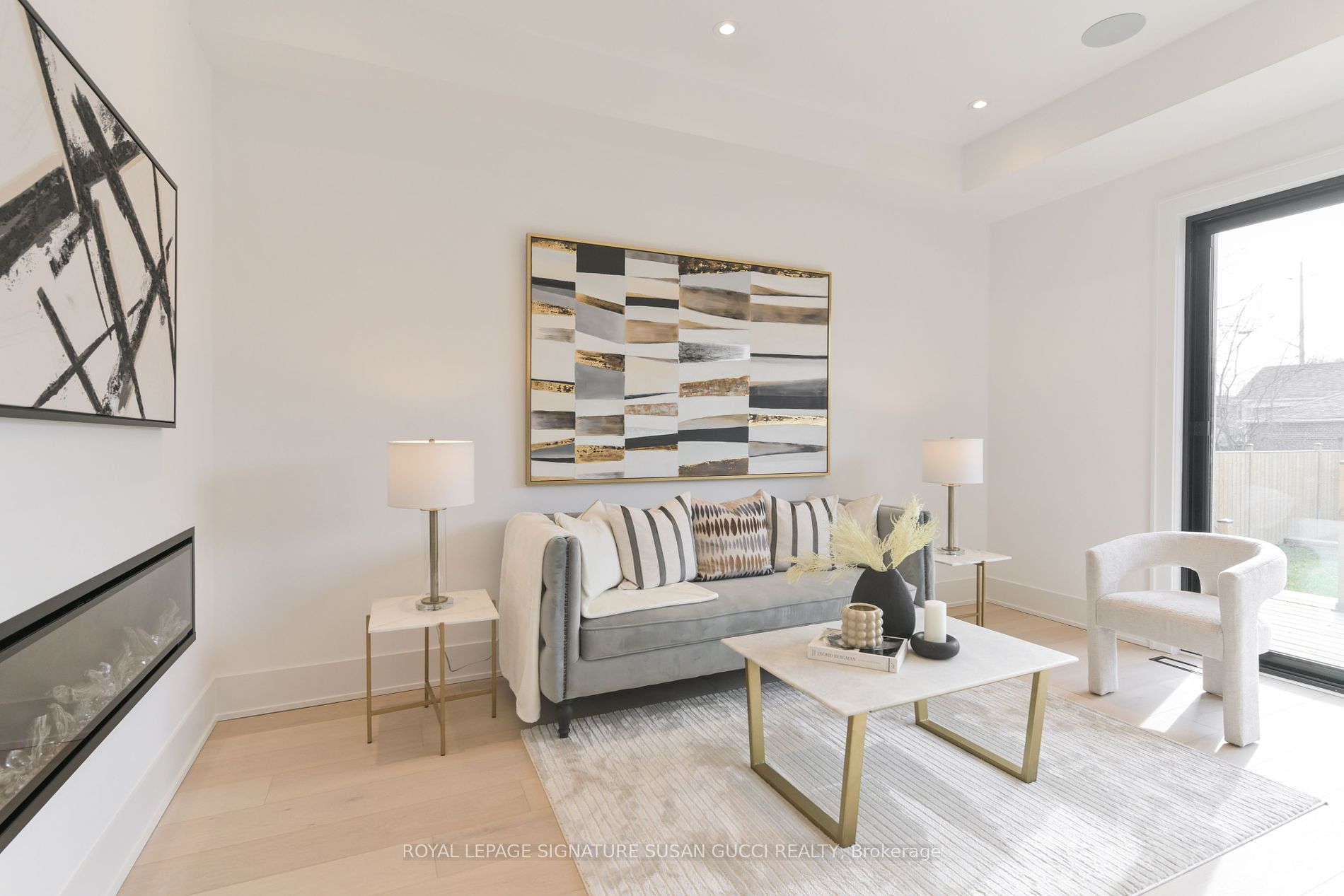 6 Doris Dr