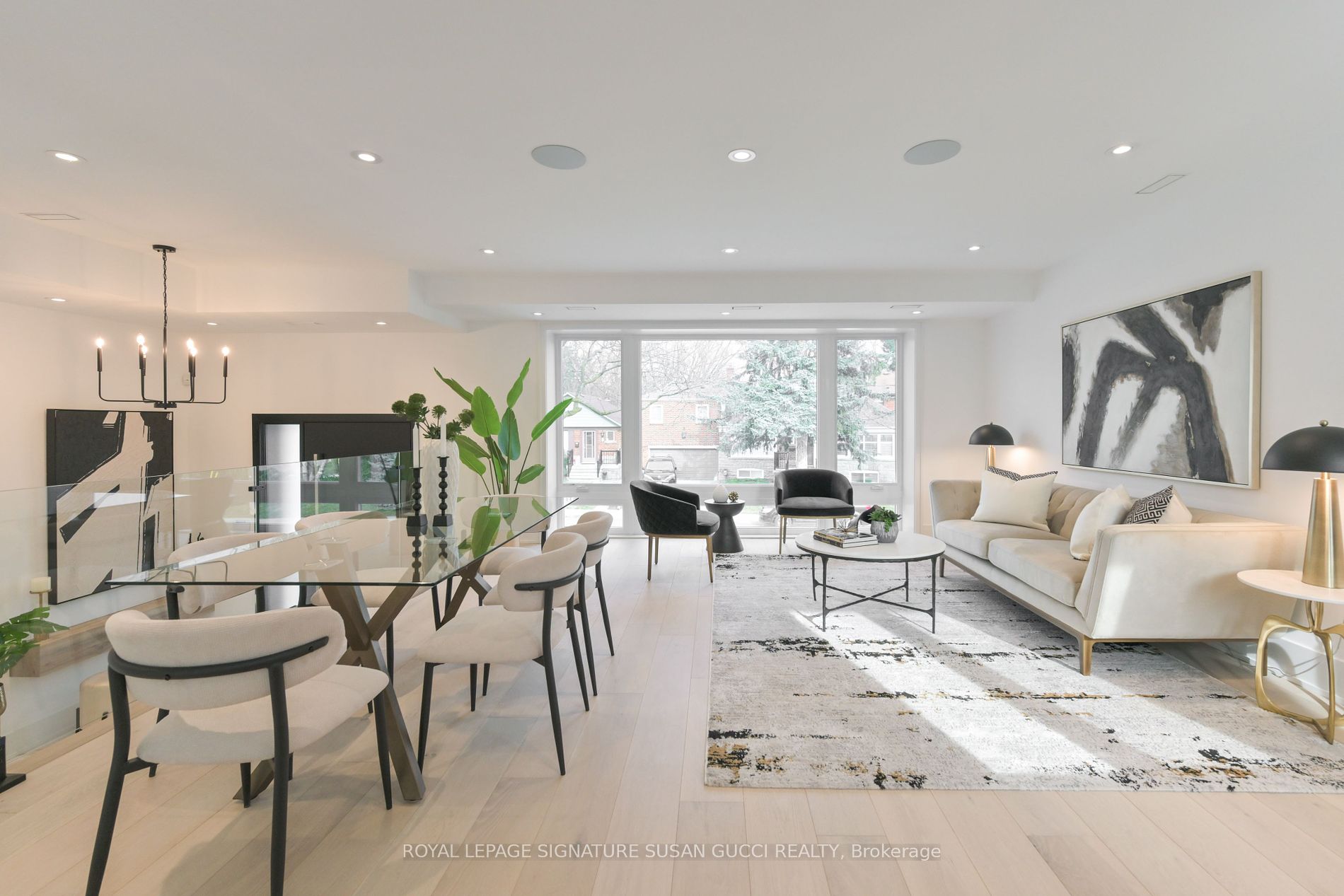 6 Doris Dr