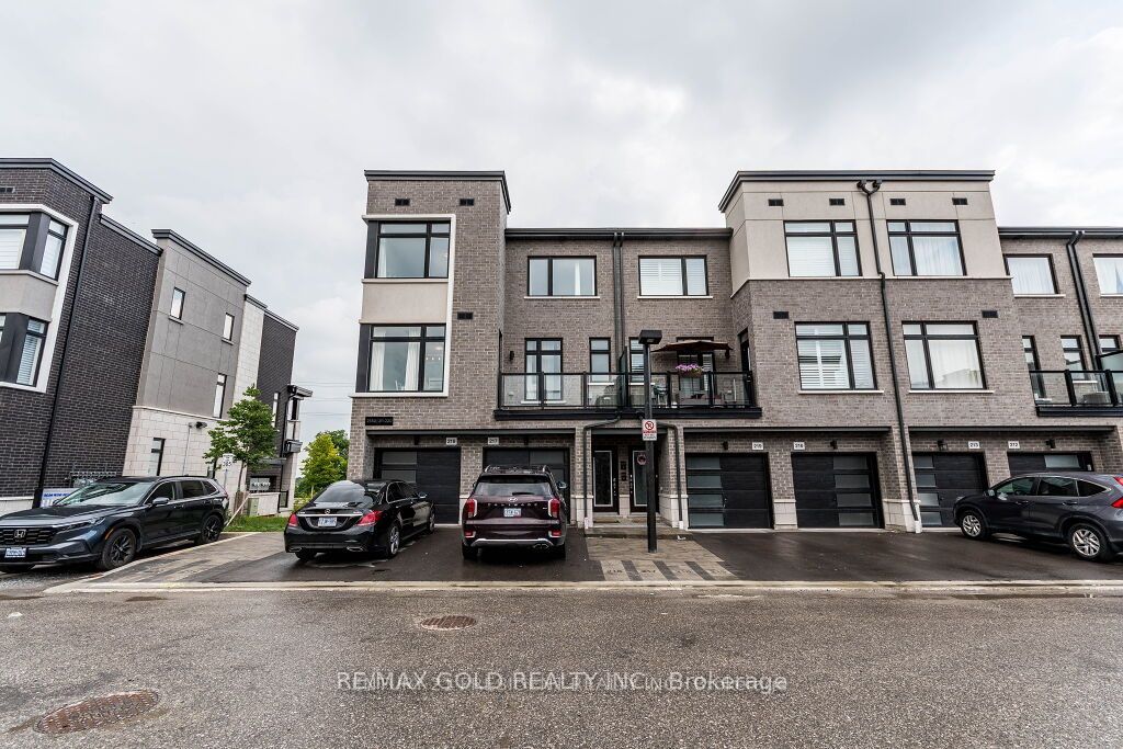 2550 Castlegate Crossing, #220